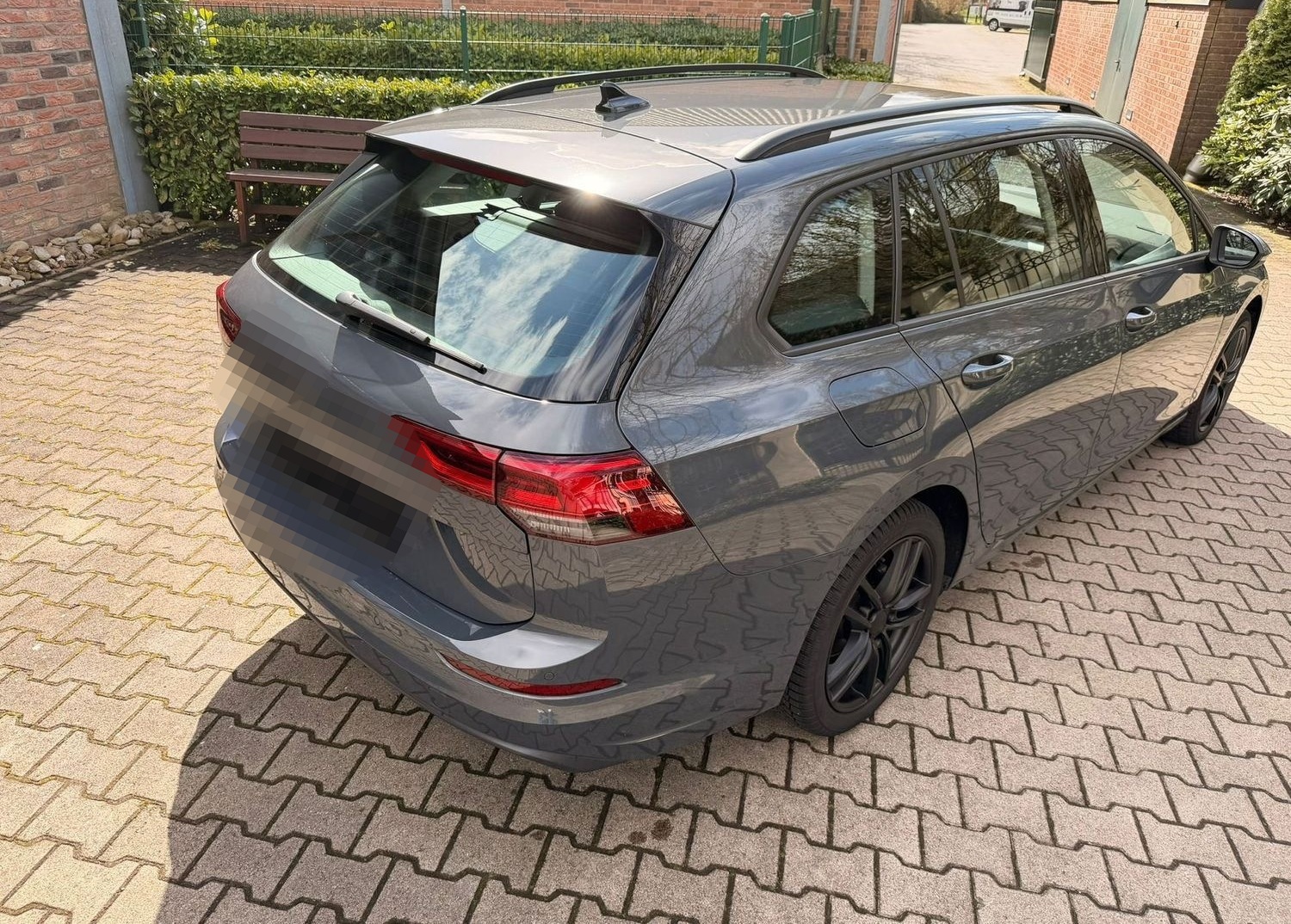 Volkswagen Golf Variant Life ACC / Harman-Kardon / Navi / A foto 8