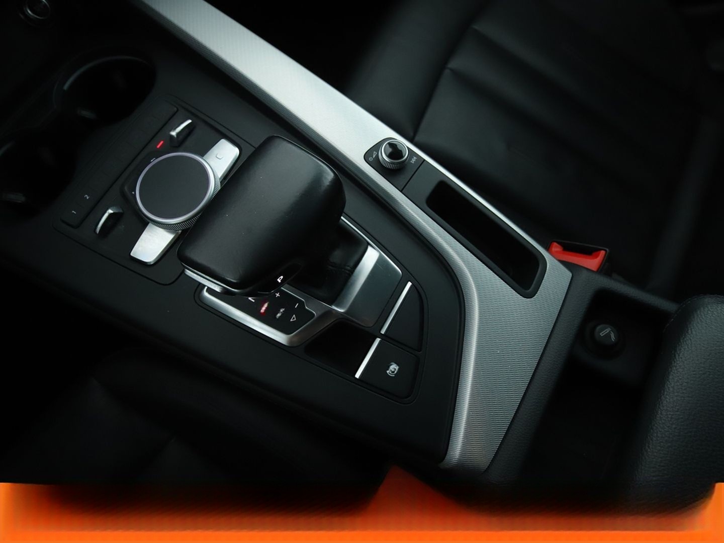 Audi A4 2.0 TFSI quattro Design Aut.*S-LINE*NAV*LED* foto 24