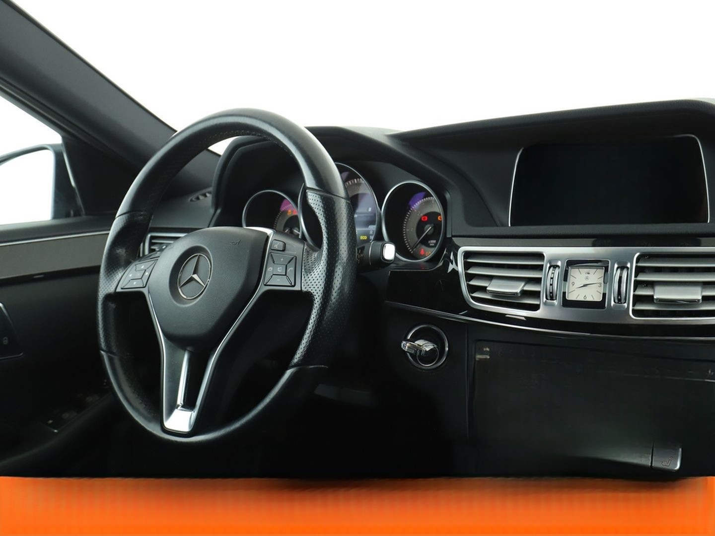 Mercedes-Benz E 220 CDI T BlueTEC Avantgarde Aut.*LED*TEMPO* foto 13