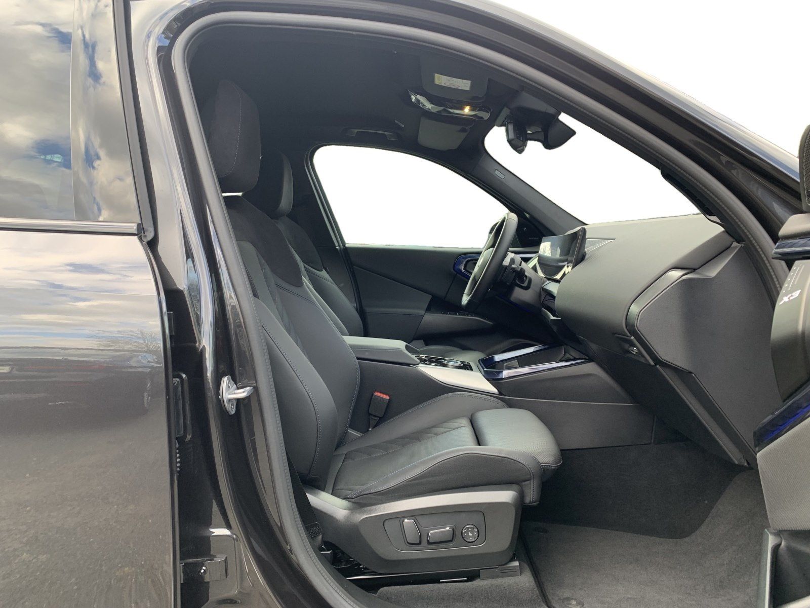 BMW X3 20d xDrive AHK 360° STANDHZ HEAD-UP RFK HIFI foto 23
