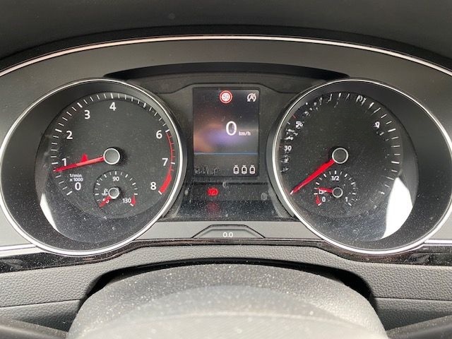 Volkswagen Passat Variant 1.5 TSI Business IQ.DRIVE/AHK/MAT foto 4
