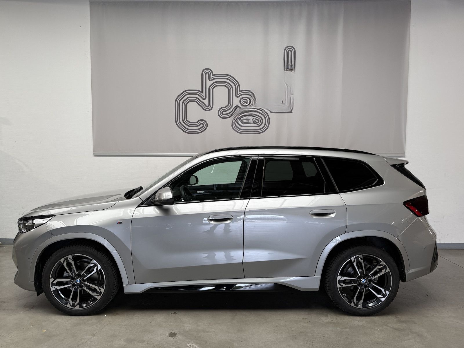 BMW X1 20 dA xDr. M Sport/PANO/KEYLESS/ad. LED/ foto 2