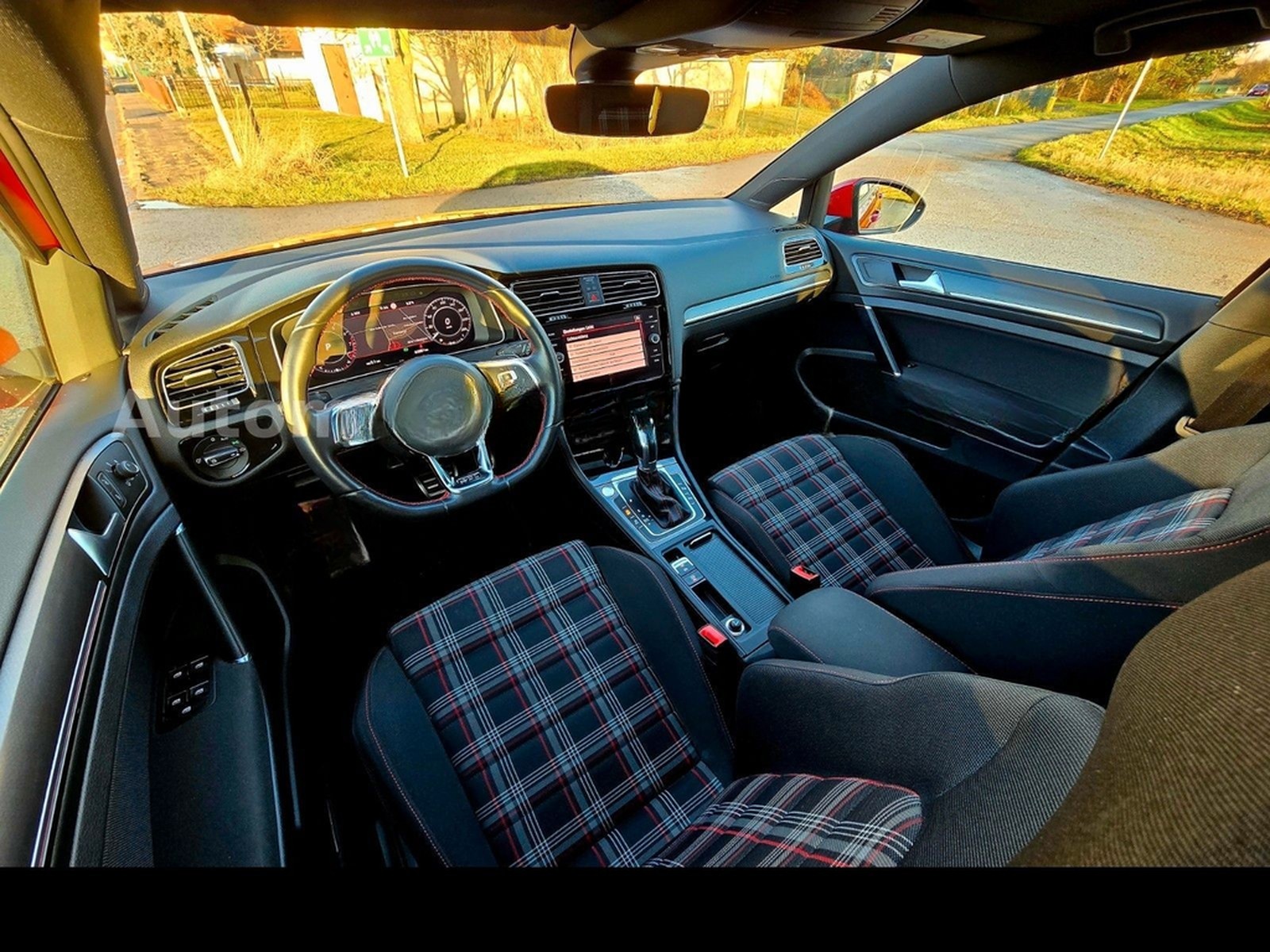 Volkswagen Golf VII GTI DSG Performance*STANDHEIZUNG*PANO* foto 5