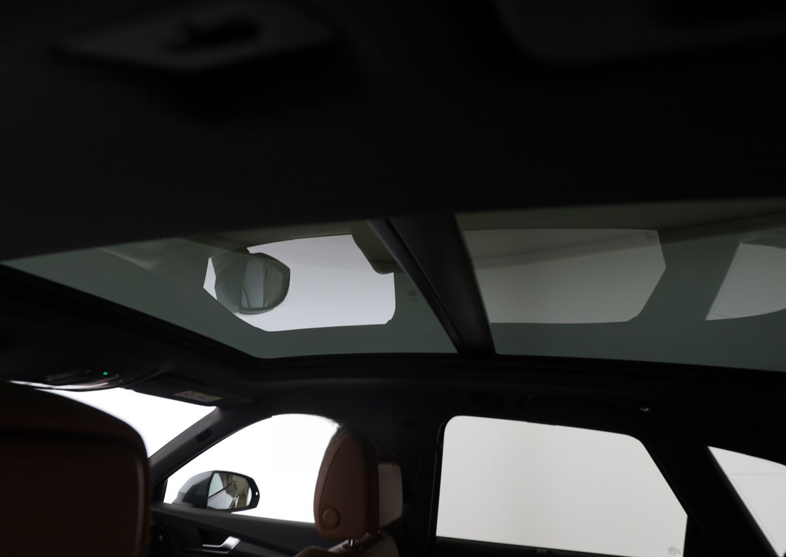 Audi Q5 50 TDI quattro S line Pano+AHK+Matrix+RFK+MMI foto 20