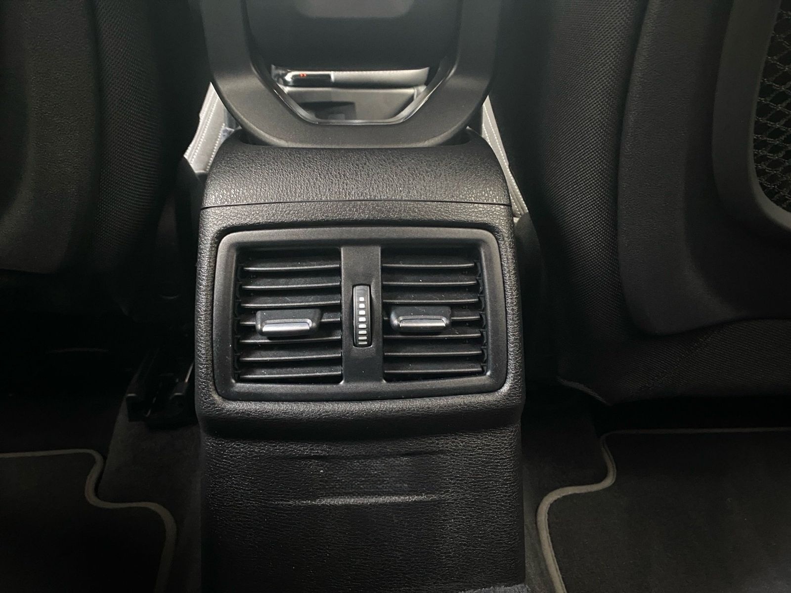 BMW X2 sDrive18d Advantage Plus Navi LED DA AHK PA foto 14