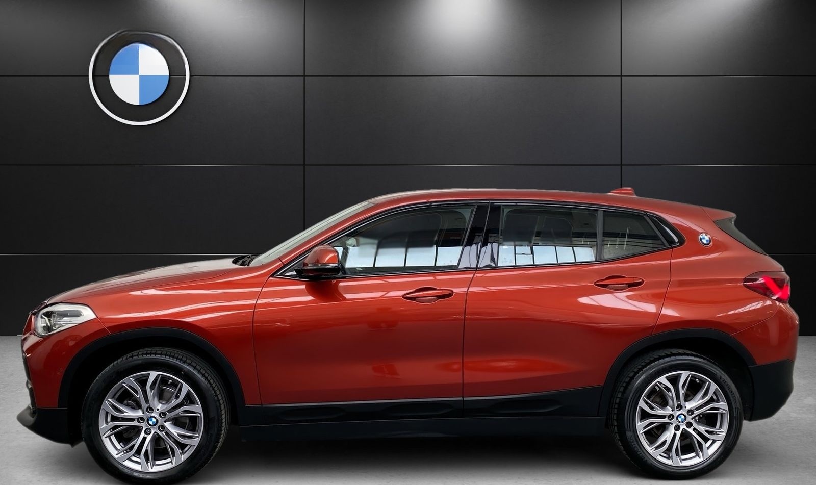 BMW X2 sDrive18d Advantage Plus Navi LED DA AHK PA foto 6