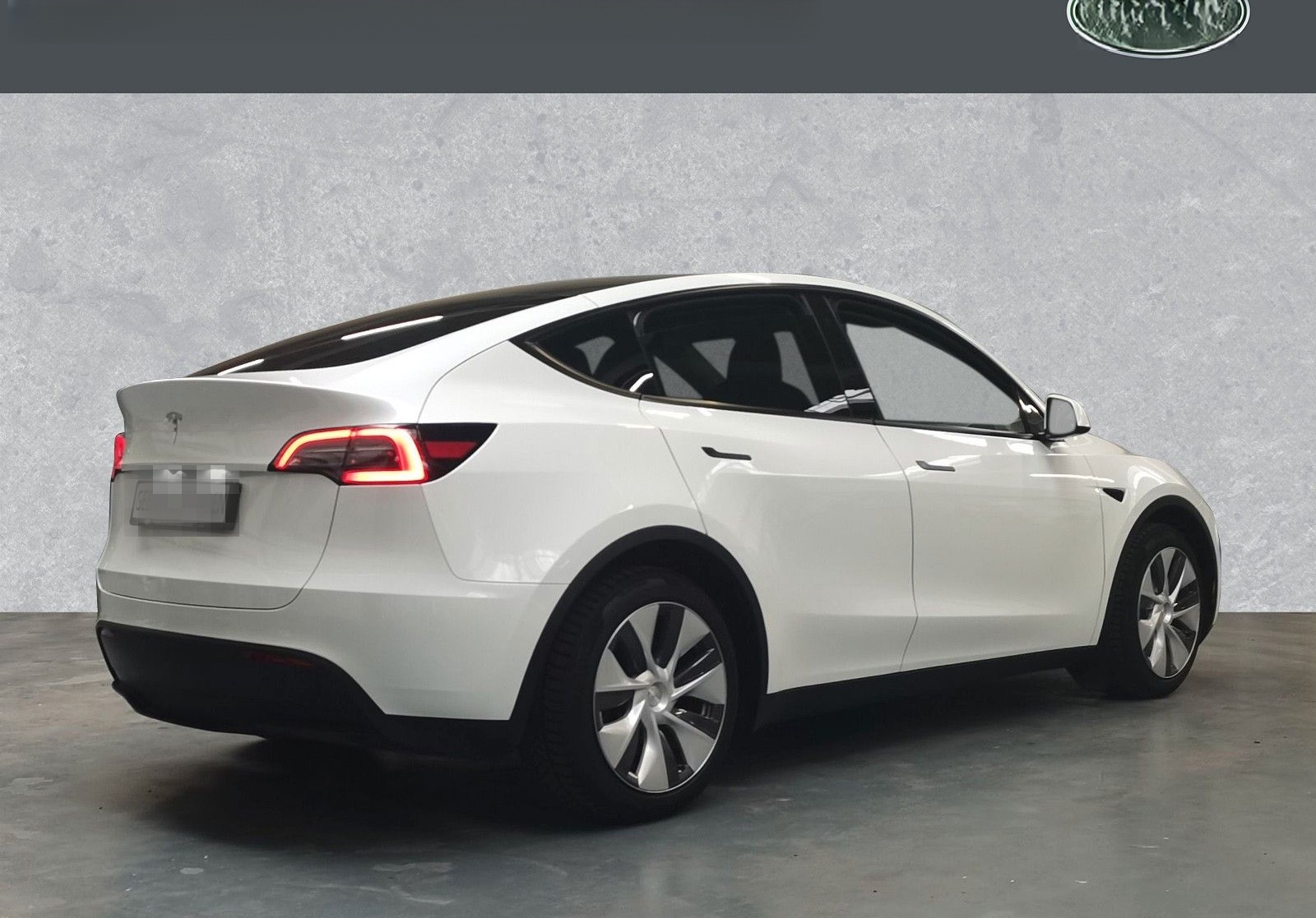 Tesla Model Y Basis RWD foto 2