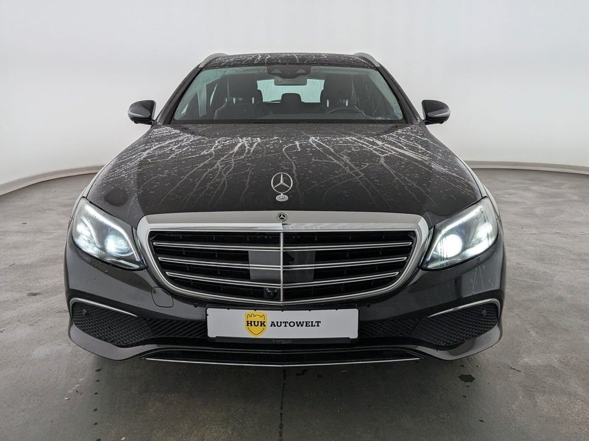 Mercedes-Benz E 200 T Exclusive 4Matic LED NAVI ACC eSitz foto 2