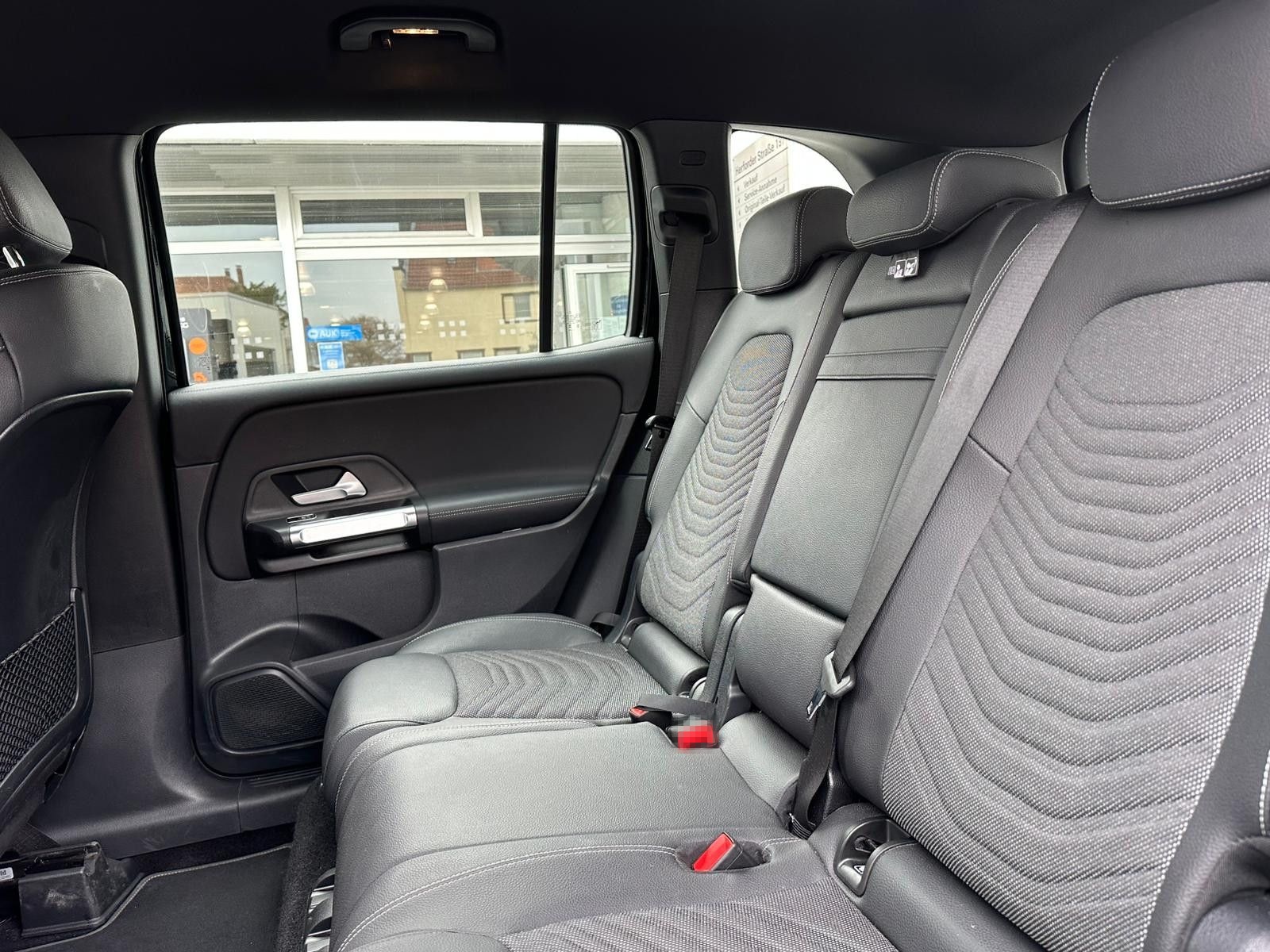 Mercedes-Benz GLB220d KAMERA MBUX PROGRESSIVE TEILLEDER foto 23