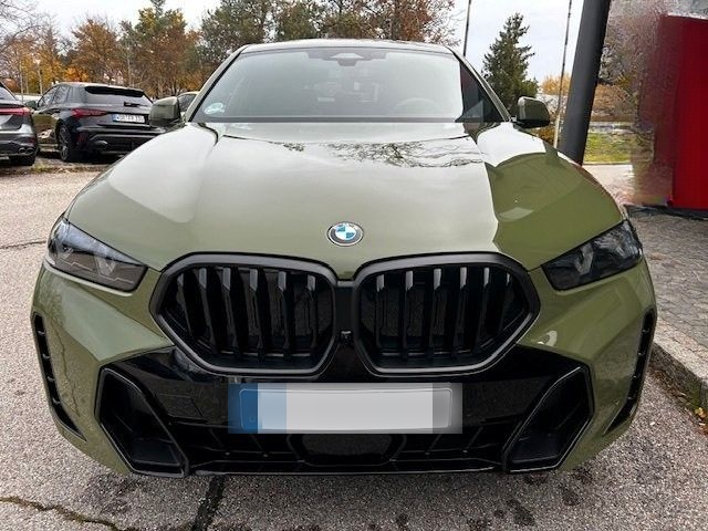 BMW X6 xDrive30d/URBAN GREEN/BOWER&WILKINS/CARBON foto 3