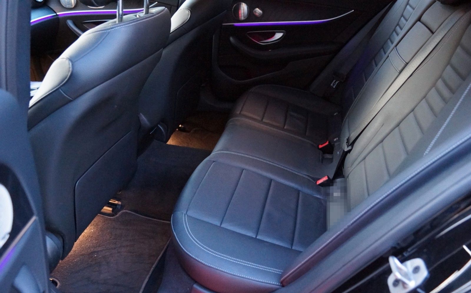 Mercedes-Benz E 220d T/Avantgarde/Led/ACC/360°/Burmester/Night foto 13