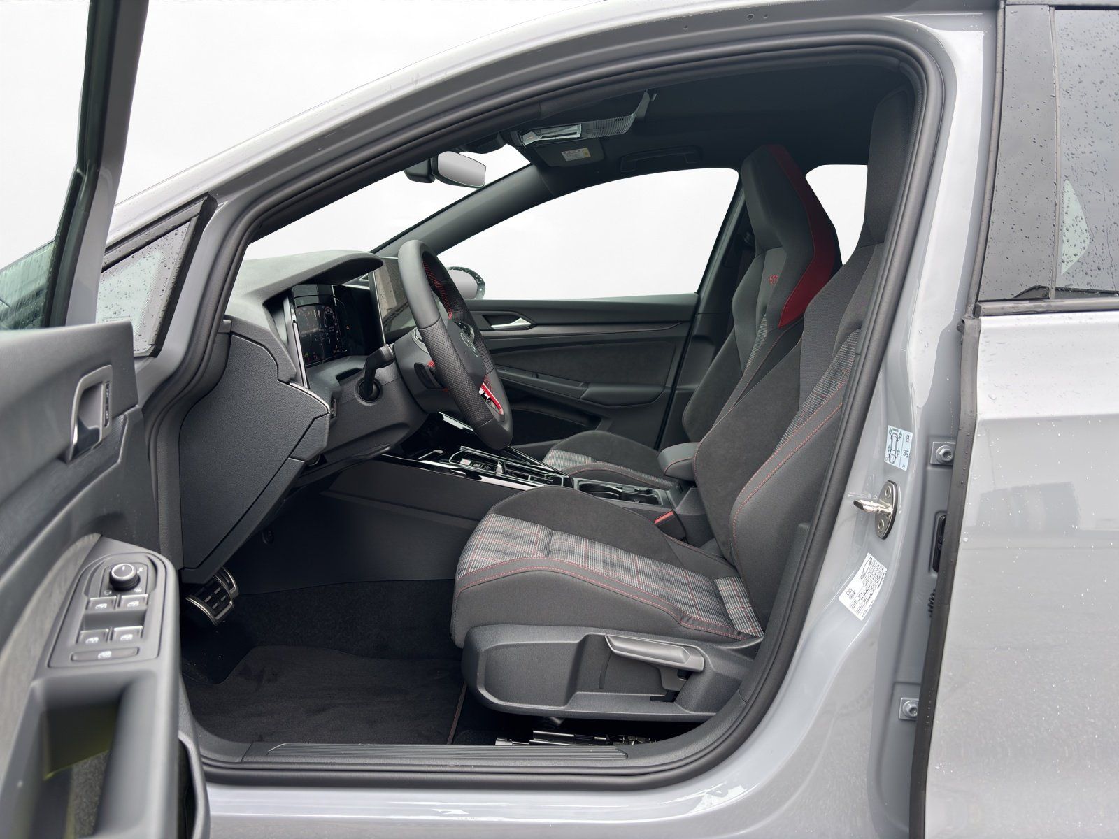 Volkswagen Golf VIII GTI 2.0 TSI DSG | PANO | HARMAN | foto 10