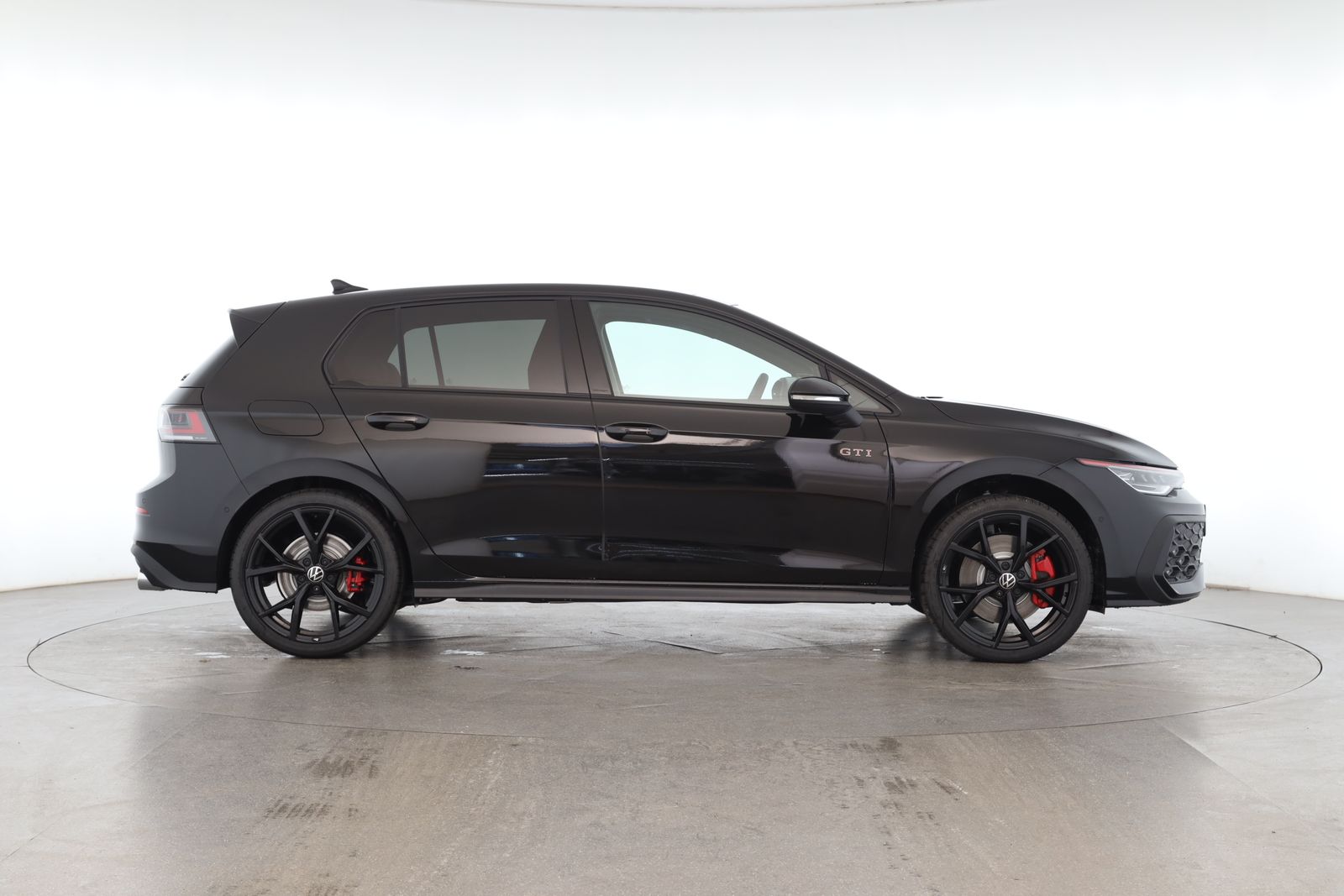 Volkswagen Golf VIII GTI 2.0 TSI DSG | PANO | HARMAN | foto 7