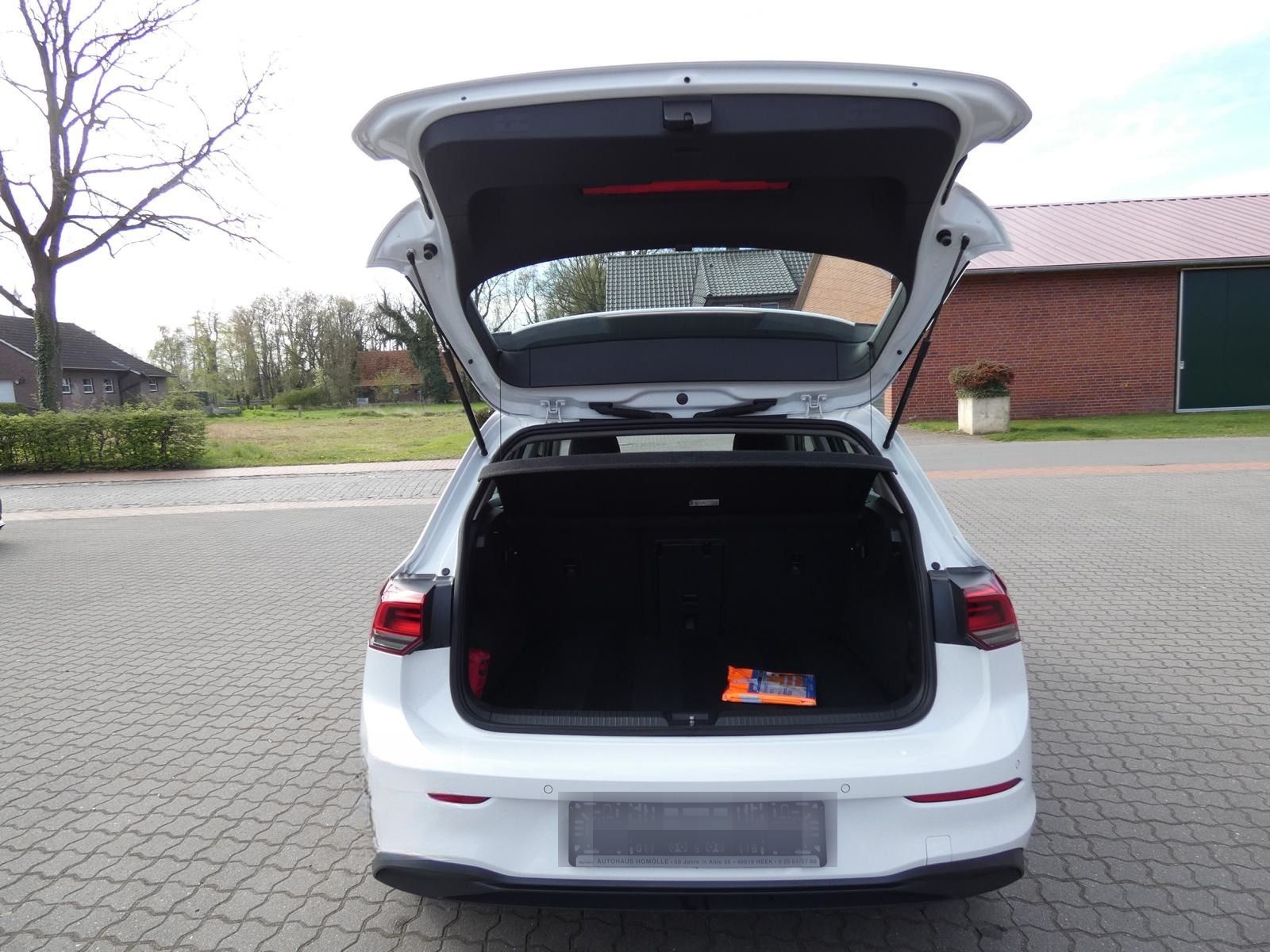 Volkswagen Golf 1.5 eTSI ''LIFE'' DSG NAV LED RFK LM STHZ P foto 7