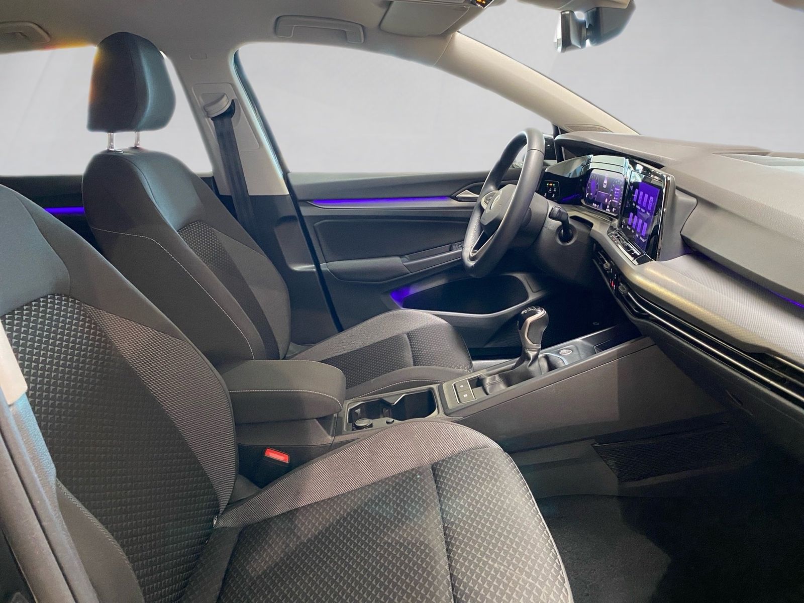 Volkswagen Golf VIII 1.5 TSI Active ACC AppConnect LED Navi foto 10