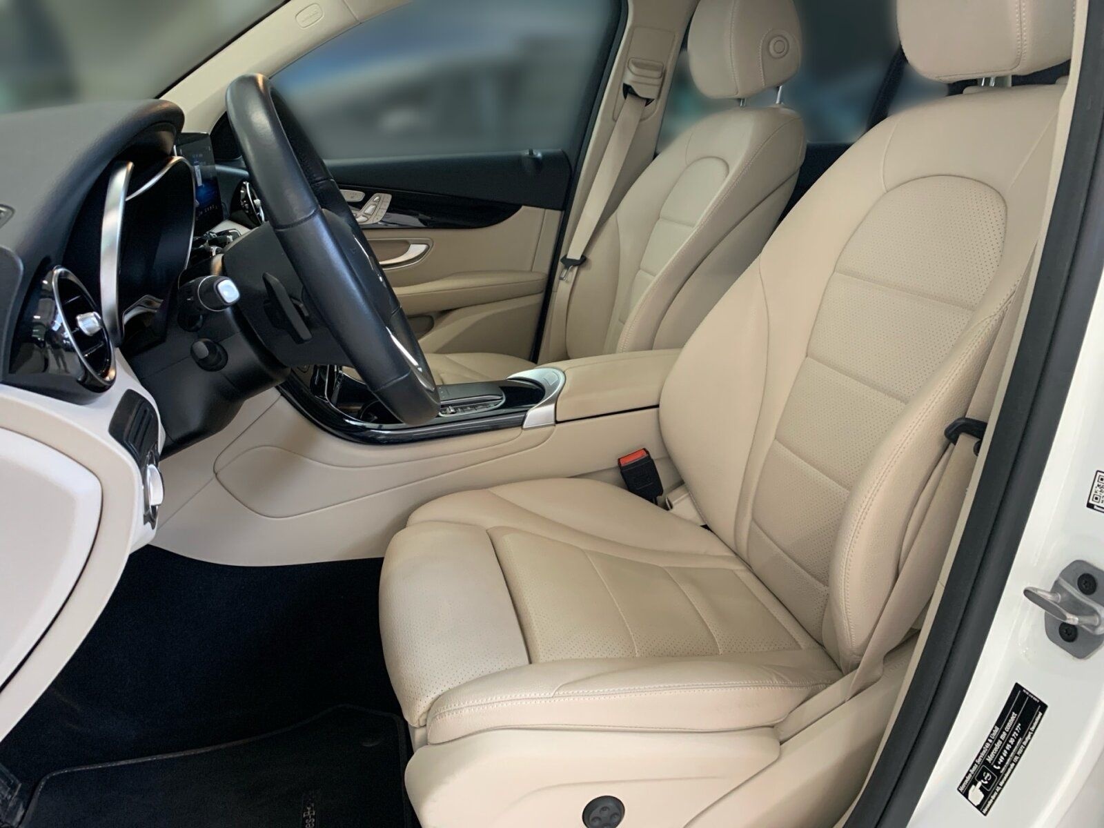 Mercedes-Benz GLC 200 4M *AHK*MEMO*RFK*DISTR*SHZ*CARPLAY*LED* foto 7