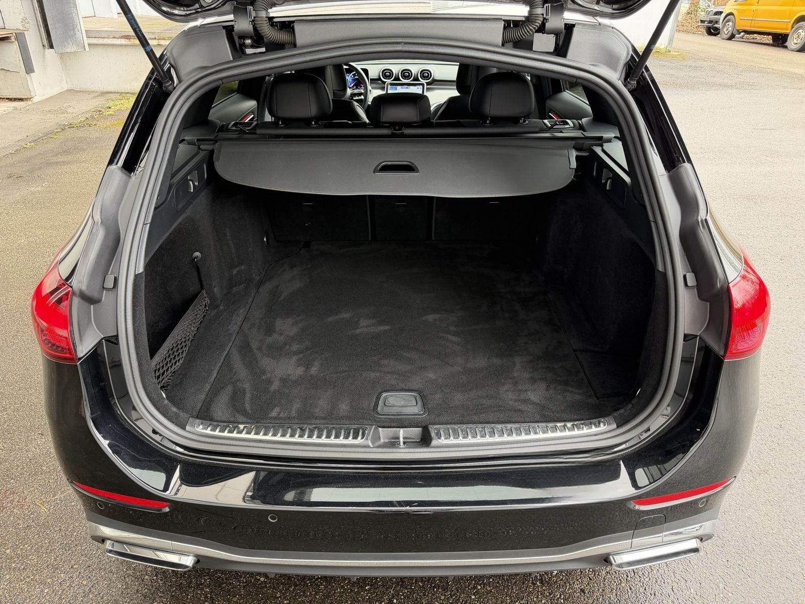 Mercedes-Benz C 220 D AMG LED MBUX Distronic Kamera Keyless-Go foto 25