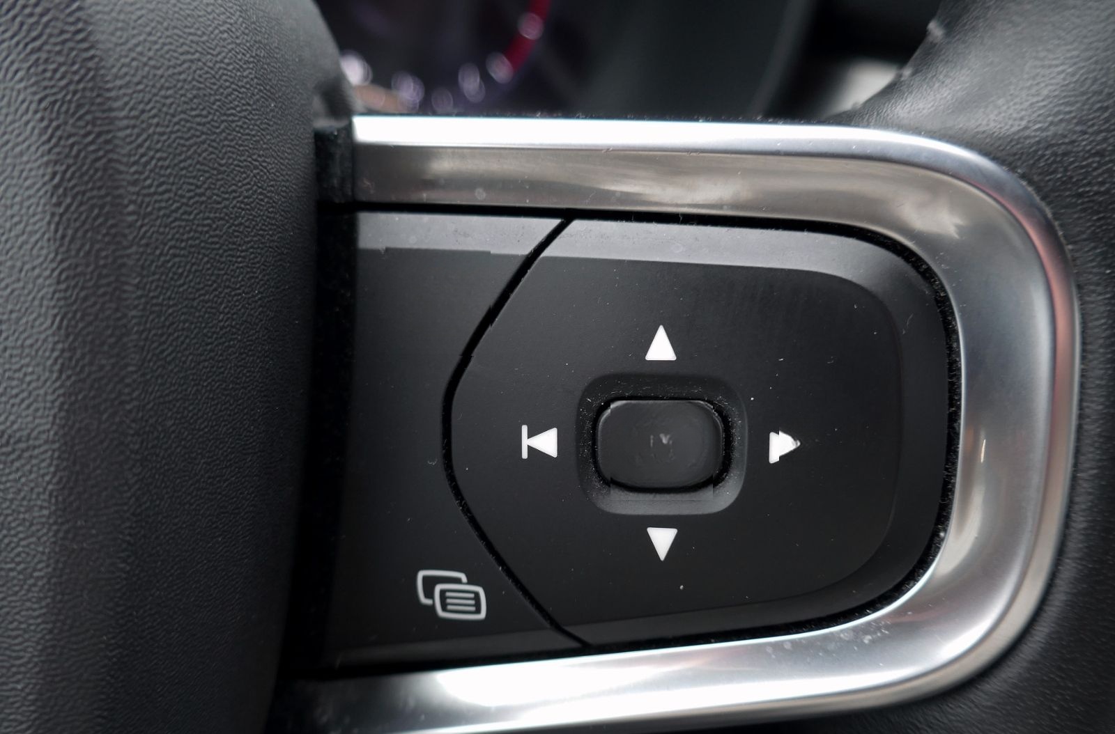 Volvo XC40 D3 2WD Momentum Pro | LED AHK PDC GRA foto 21