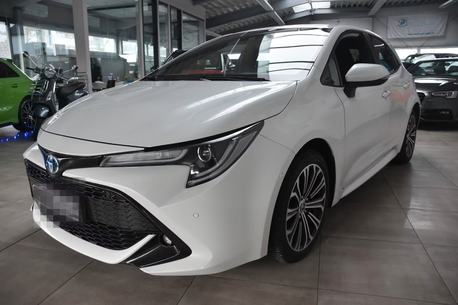 Toyota Corolla Hybrid Team D LED Kamera AppNavi Tempo foto 11