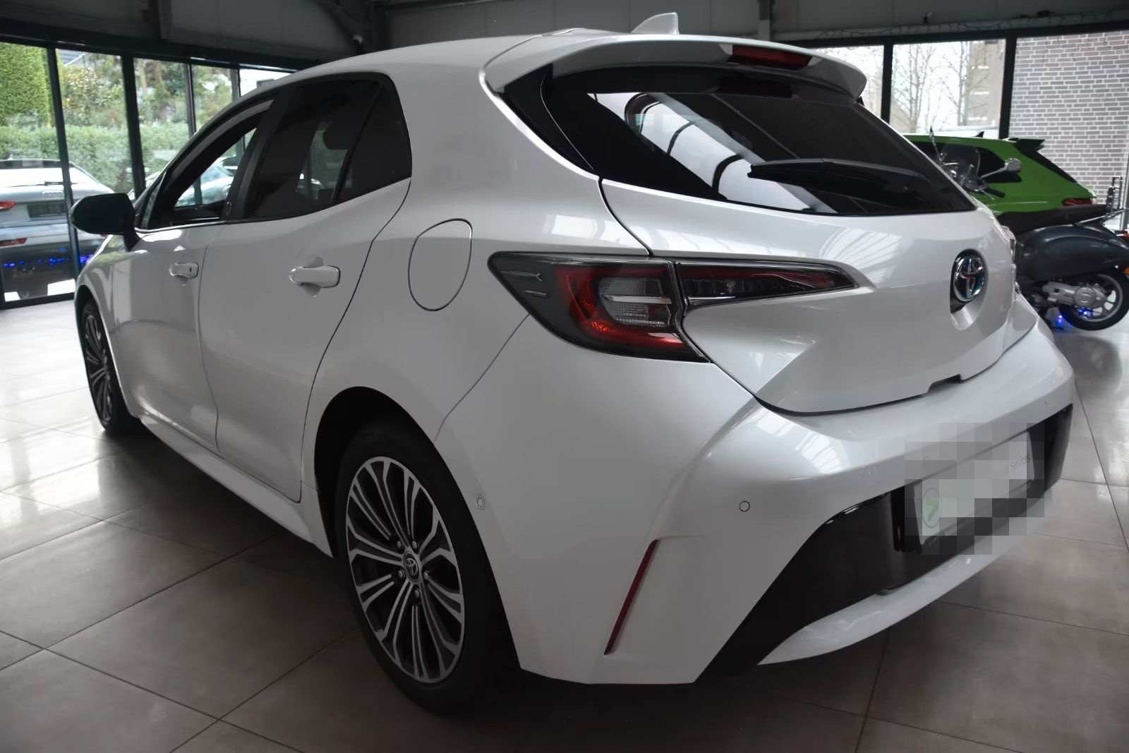 Toyota Corolla Hybrid Team D LED Kamera AppNavi Tempo foto 13