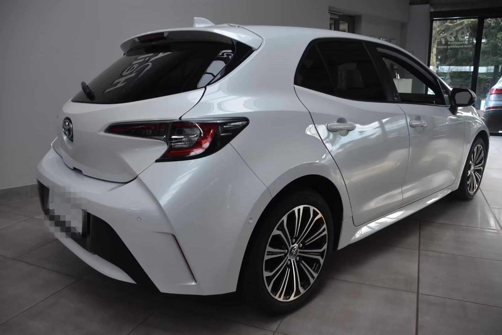 Toyota Corolla Hybrid Team D LED Kamera AppNavi Tempo foto 17