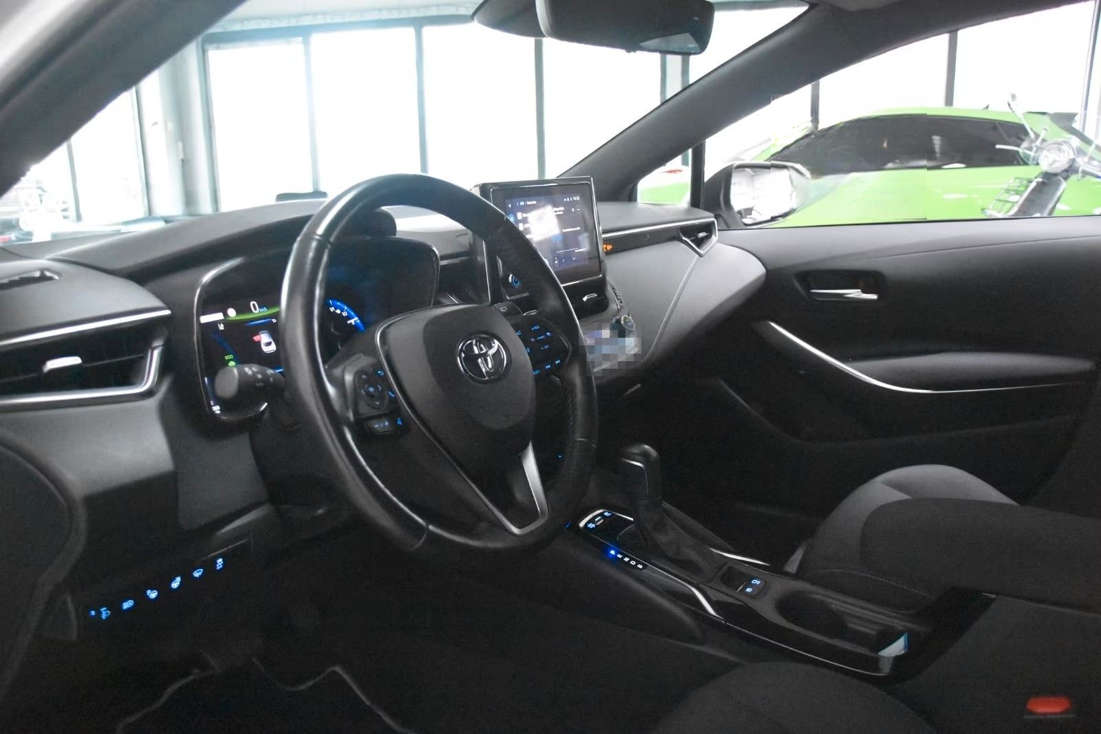 Toyota Corolla Hybrid Team D LED Kamera AppNavi Tempo foto 4
