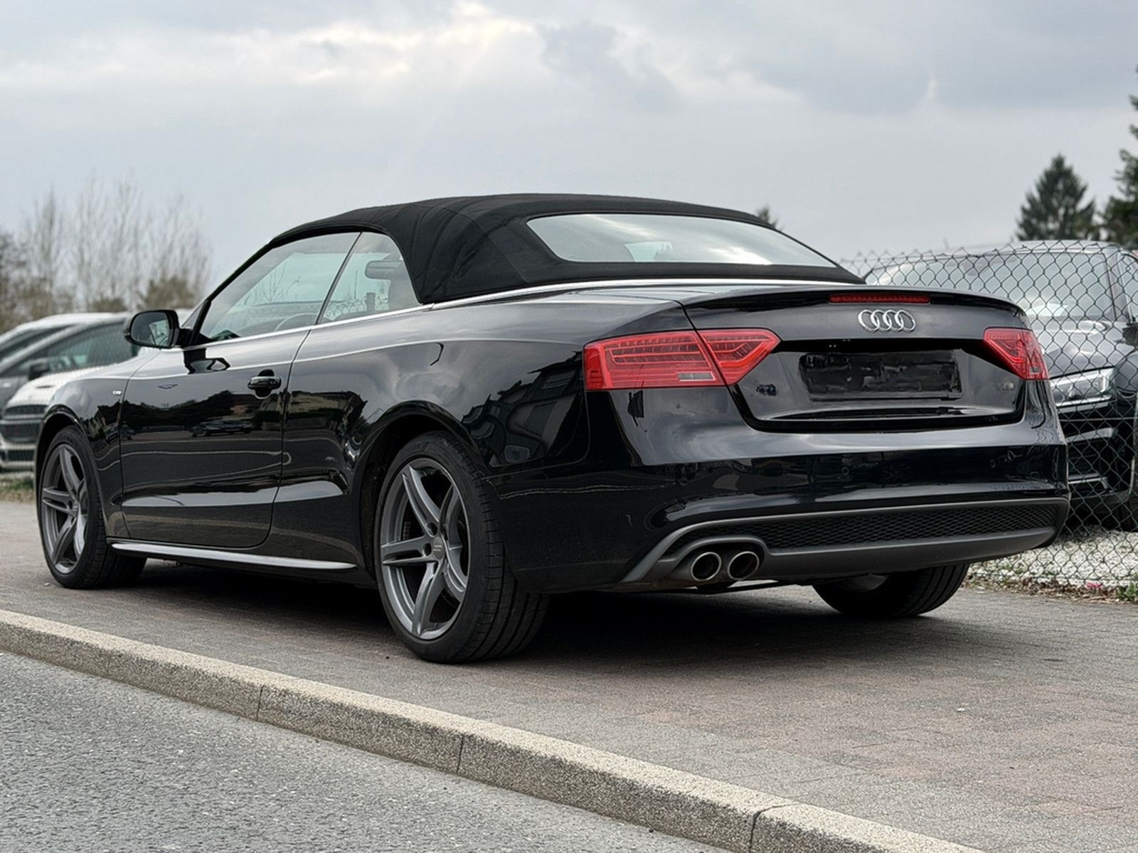 Audi A5 Cabrio 2.0 TDI 3x S line Plus Sportsitze TOP foto 49