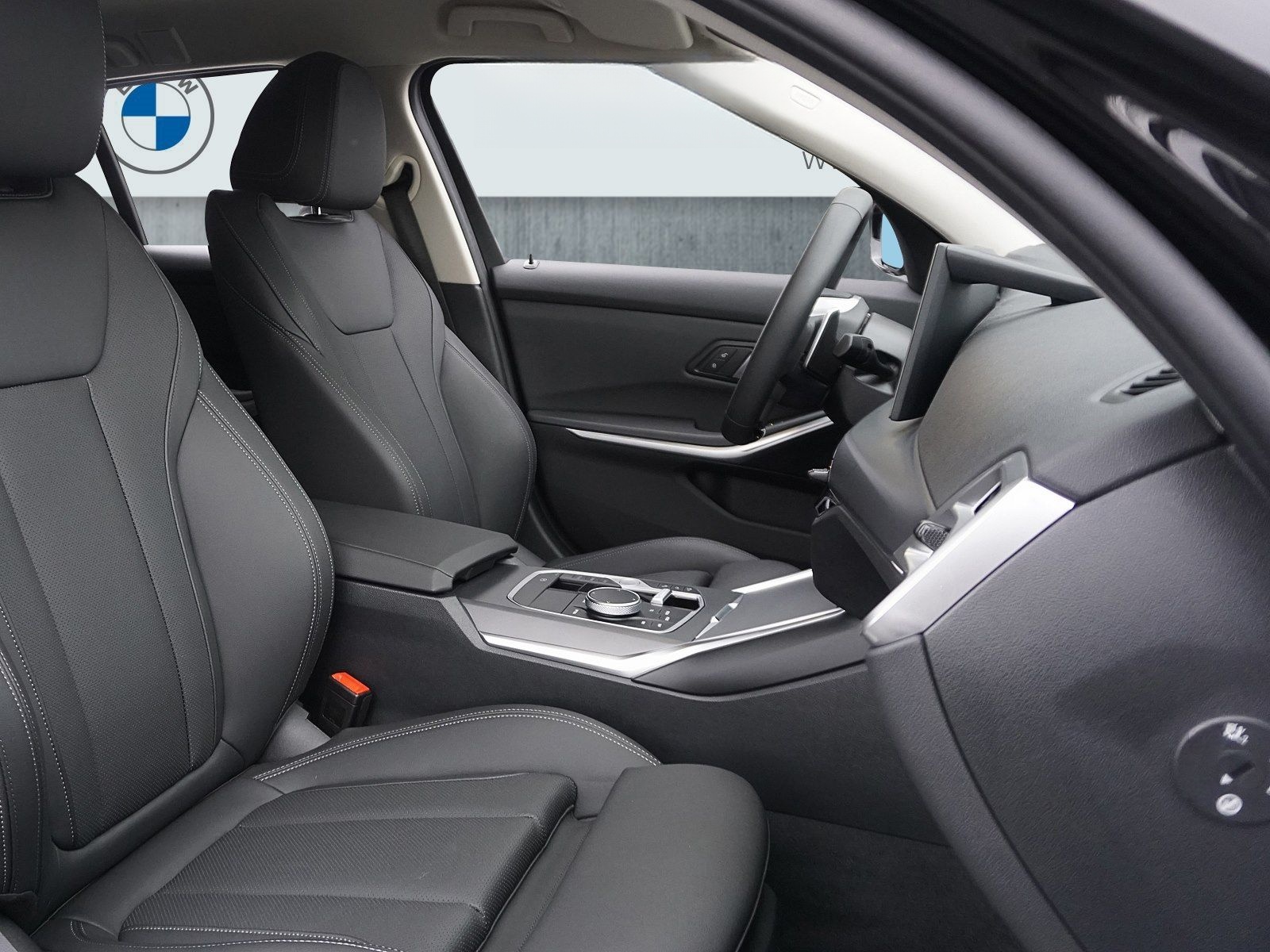 BMW 320d xDrive Touring Head-Up DAB LED RFK Shz foto 12