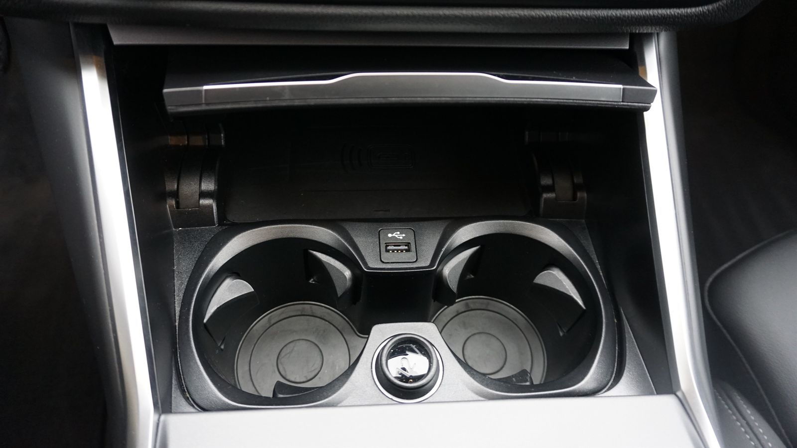 BMW 320d xDrive Touring Head-Up DAB LED RFK Shz foto 25
