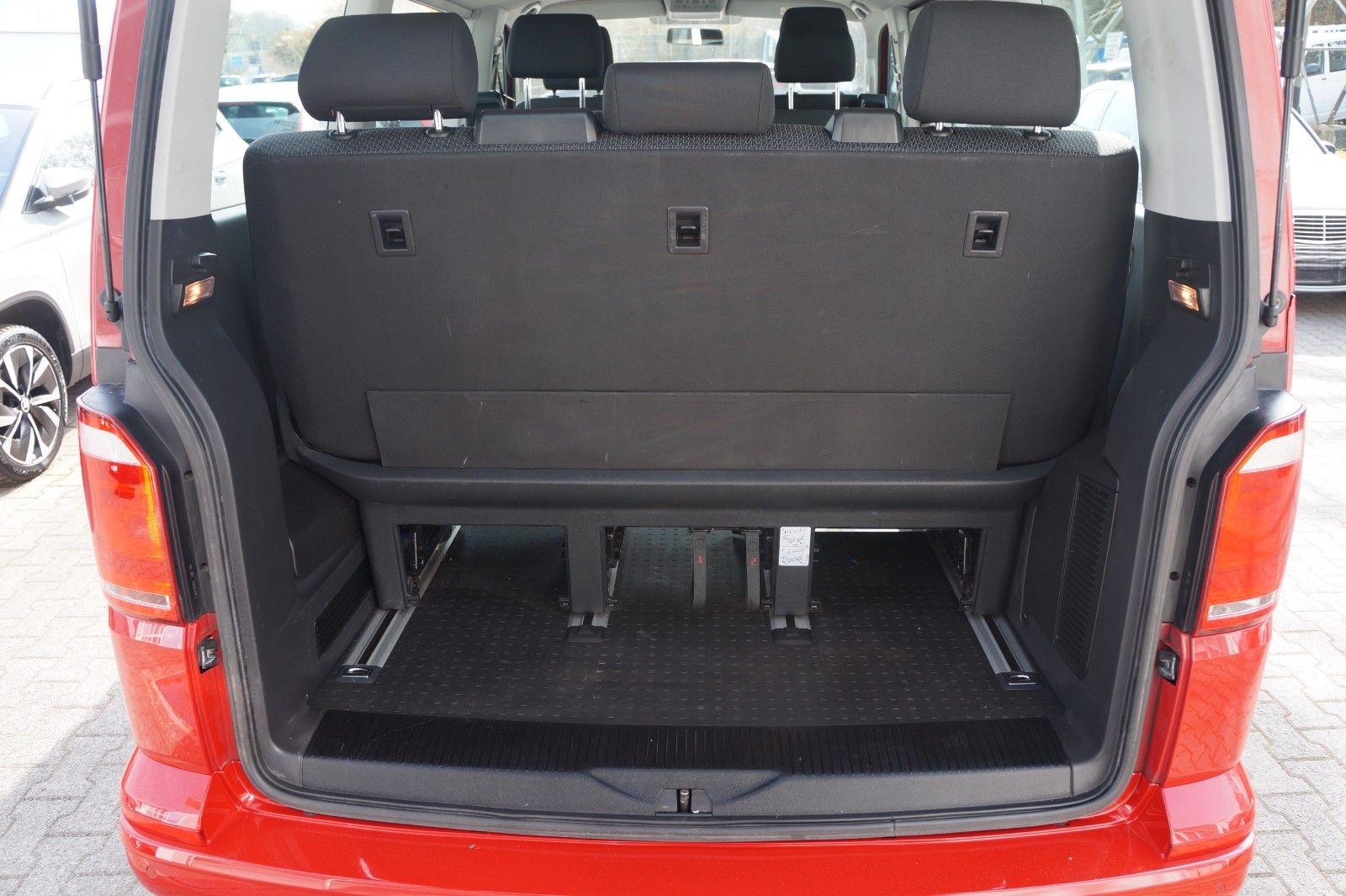 Volkswagen T6 Multivan*DSG*KAMERA*PDC*SHZ*AHK* foto 19