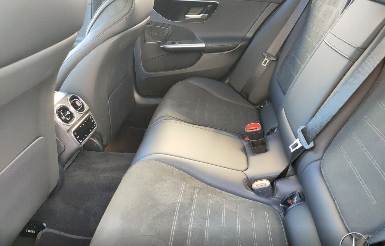 Mercedes-Benz C 300 e AMG/AHK/Energizing/Guard360°/Distr foto 12