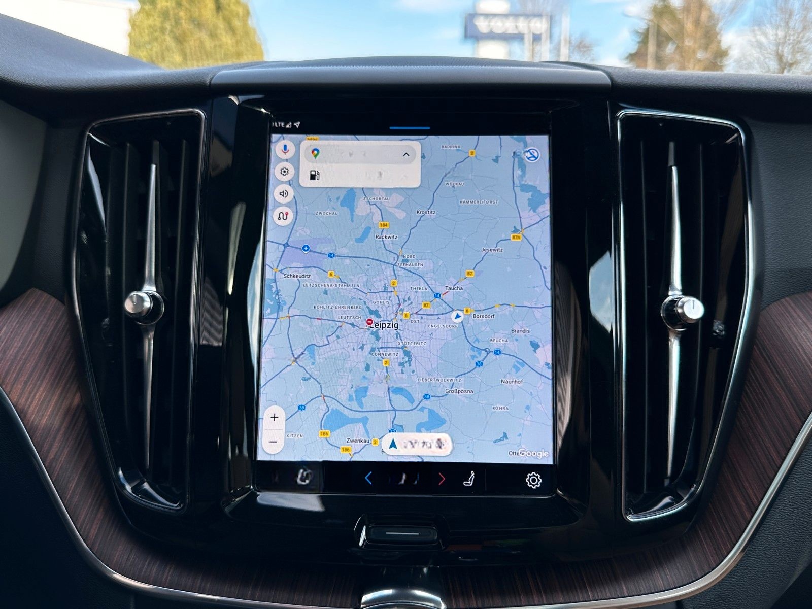 Volvo XC60 Plus Dark*AHK*SD*360Grad K*Standheizung foto 11