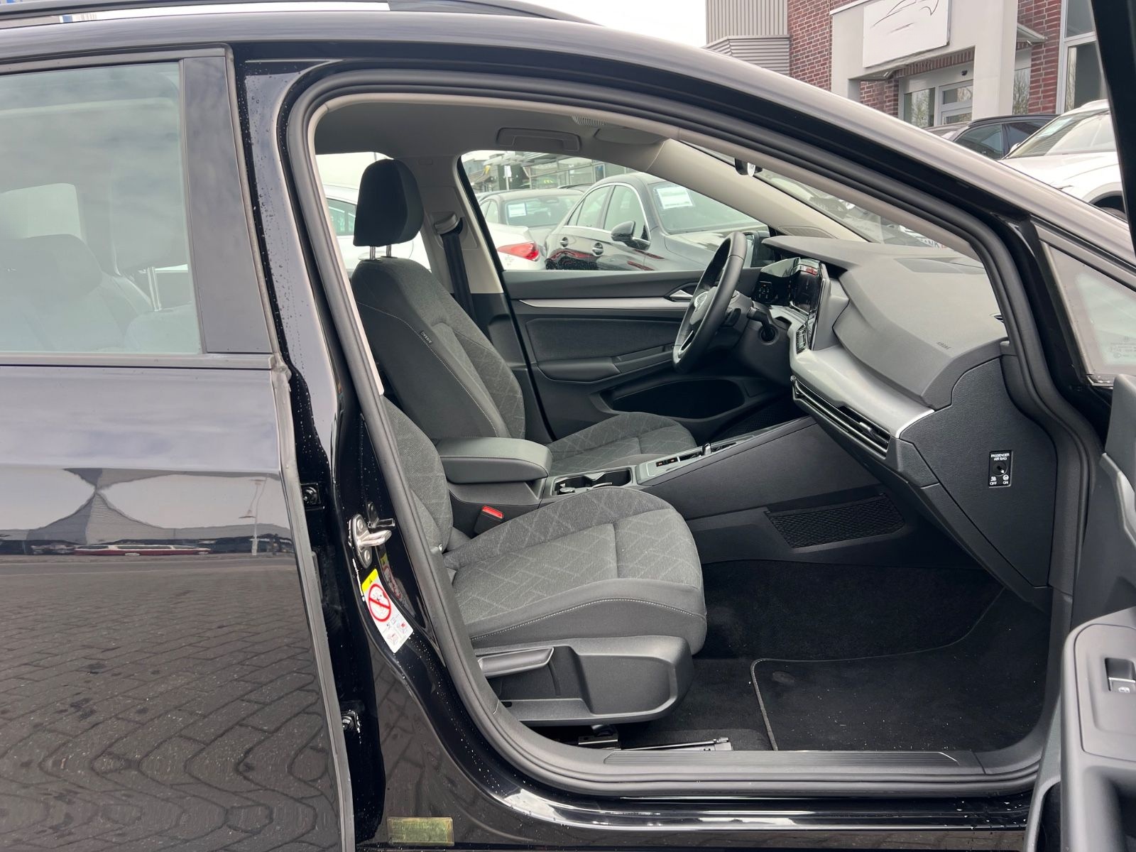 Volkswagen Golf VIII Variant 2.0 TDI Life  VIELE PAKETE foto 11