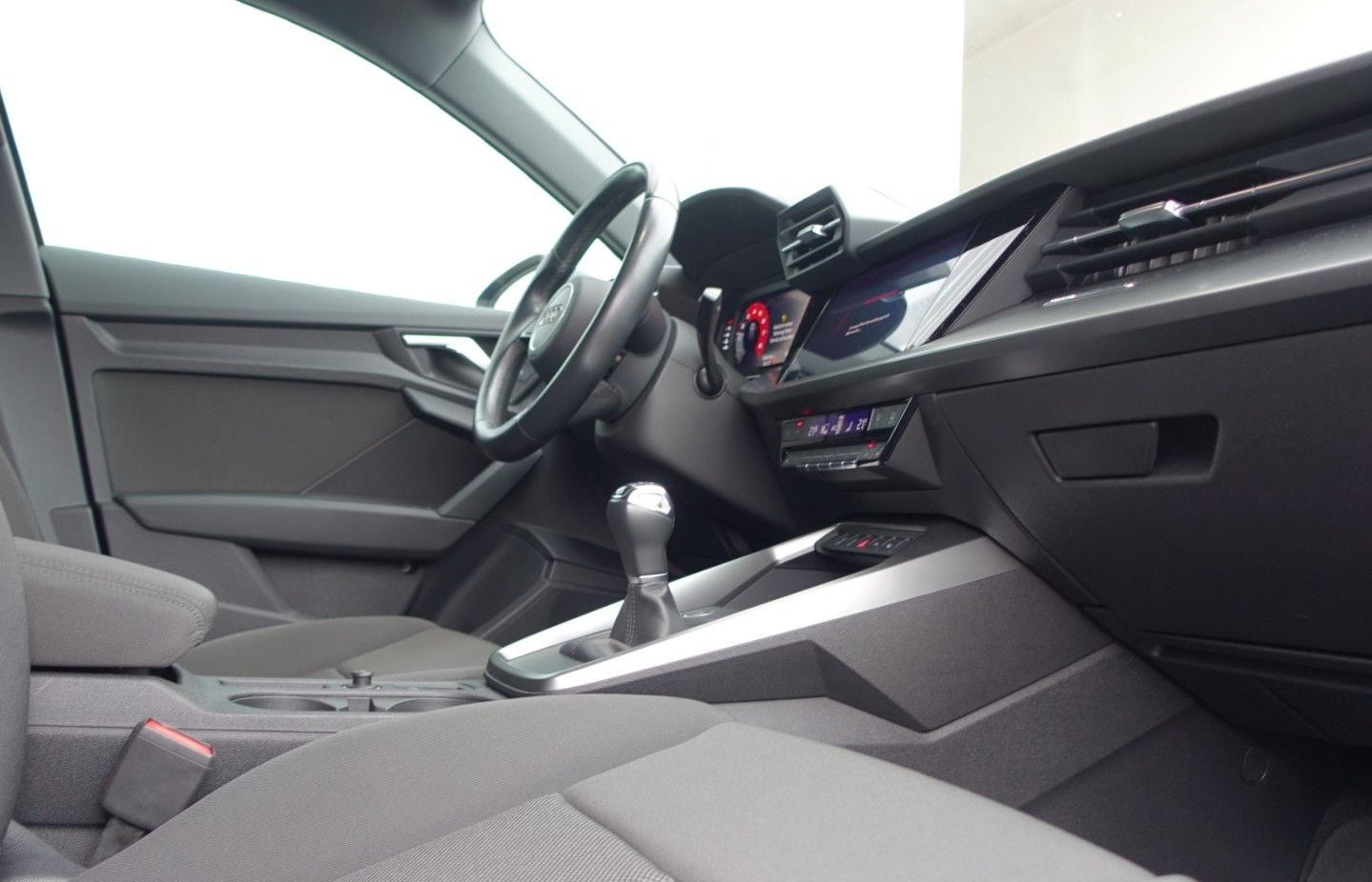 Audi A3 Sportback 35 TFSI advanced MATRIX/NAVI/VIRT foto 9