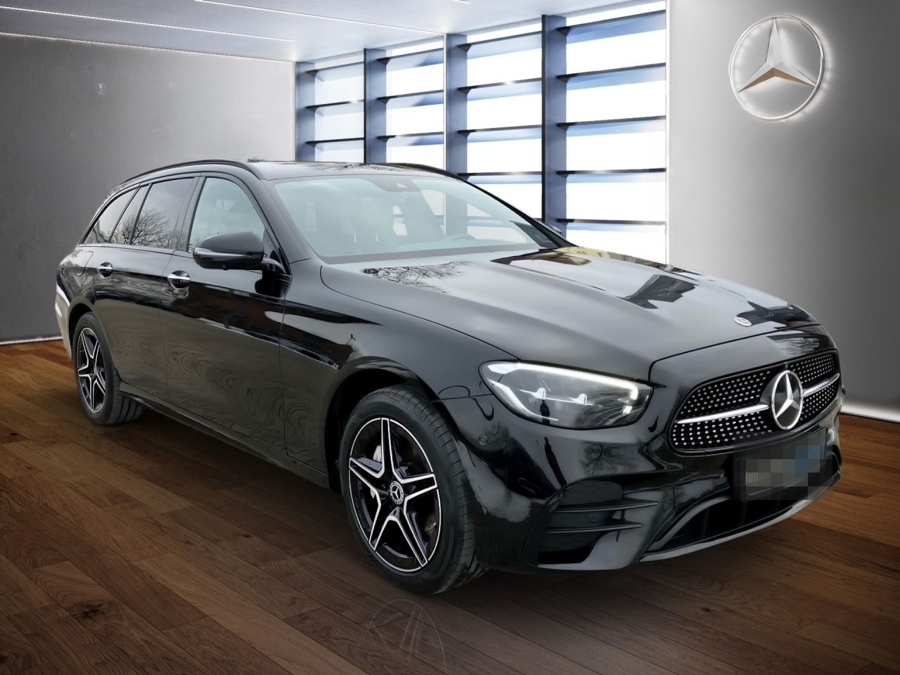 Mercedes-Benz E 300 de 4M T AMG+NIGHT+AHK+AMBIENT+BURMEST+360° foto 14
