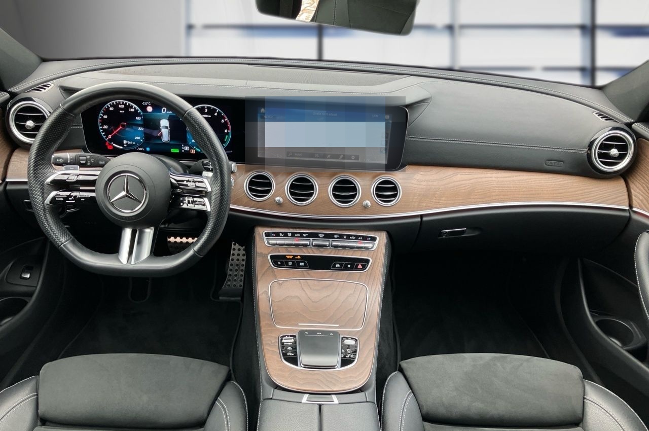 Mercedes-Benz E 300 de 4M T AMG+NIGHT+AHK+AMBIENT+BURMEST+360° foto 7