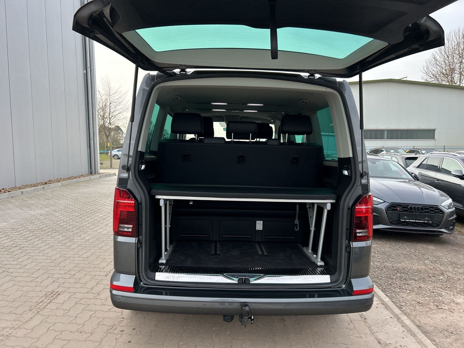 Volkswagen T6.1 Multivan 2.0 TDI Generation Six LED+NAVI foto 8
