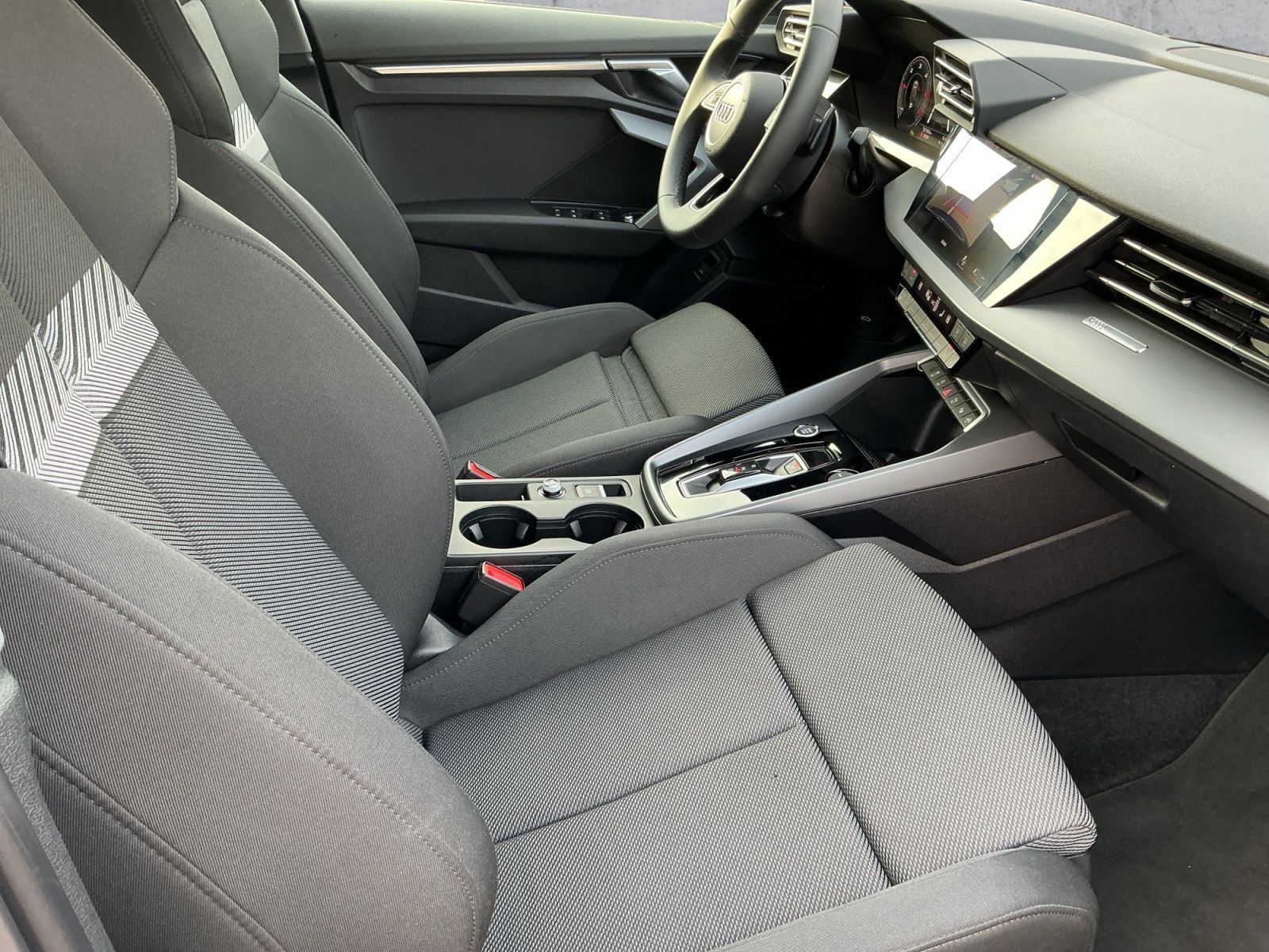 Audi A3 Sportback 35 TDI S-TR S-LINE LED+NAVI+RFK+ACC foto 13