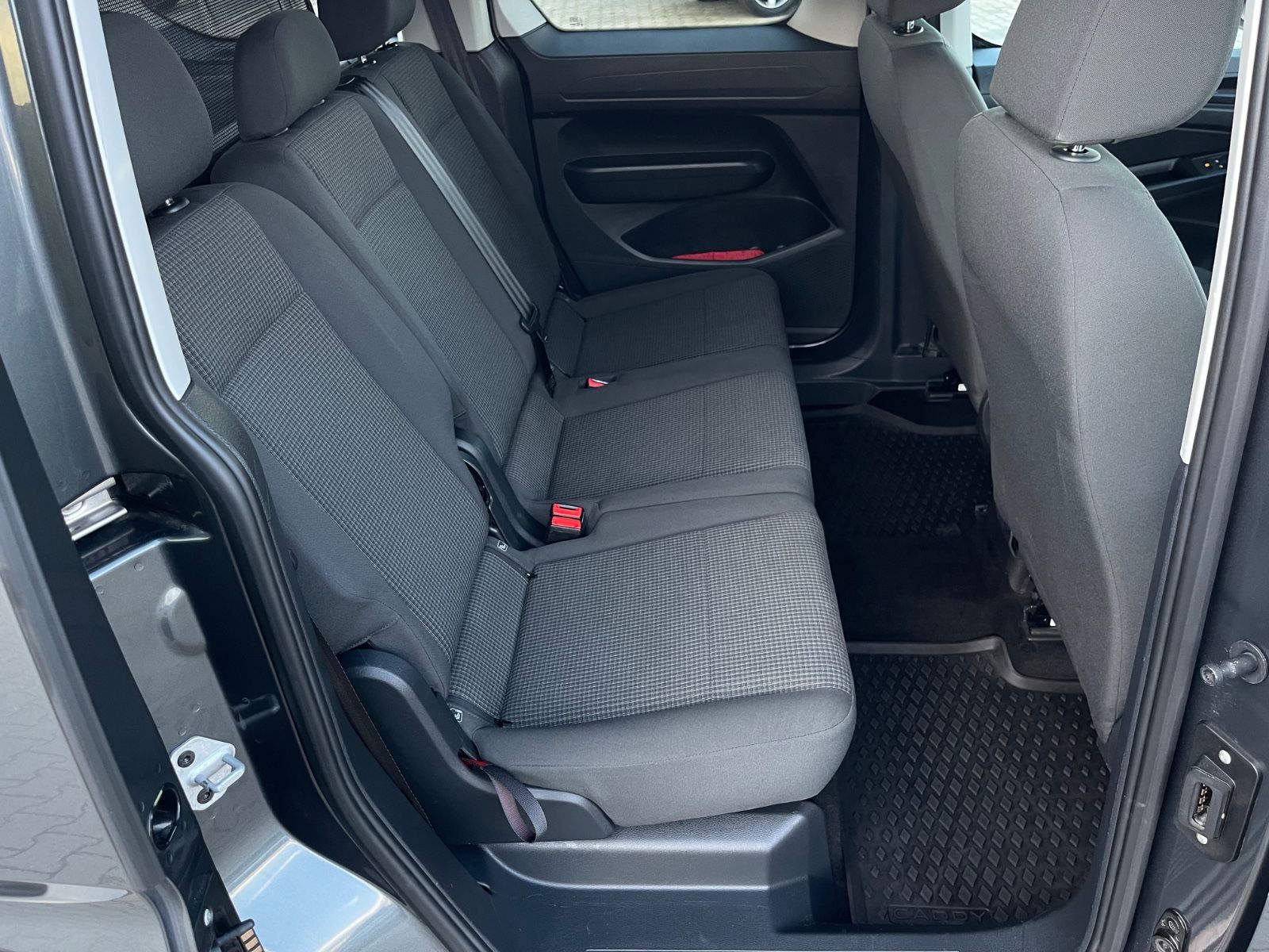 Volkswagen Caddy 2.0 TDI AHK Scheckheft Spurhalte-Assistent foto 12