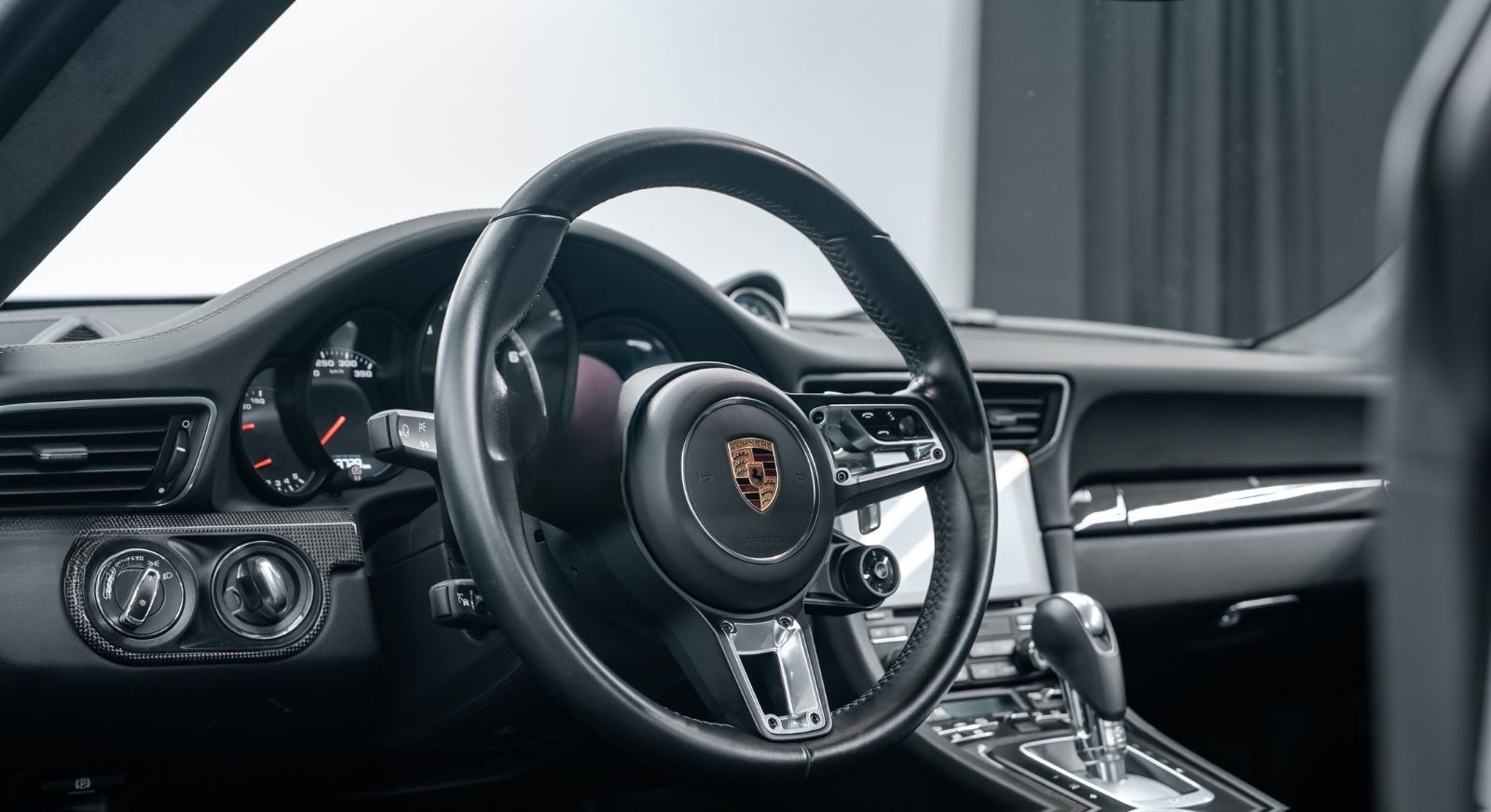 Porsche 911 Turbo S APPROVED/BURMESTER/LIFT/SCHECKHEFTG. foto 9