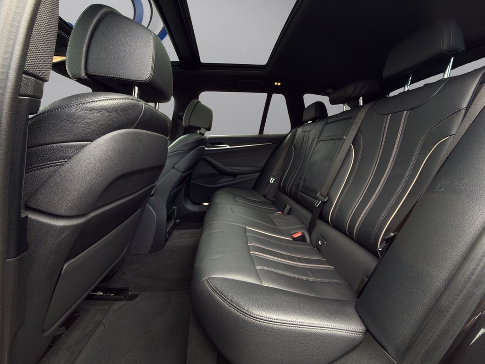 BMW 540d xDriveI LederI Virt.CI PanoI CamI Garantie foto 15
