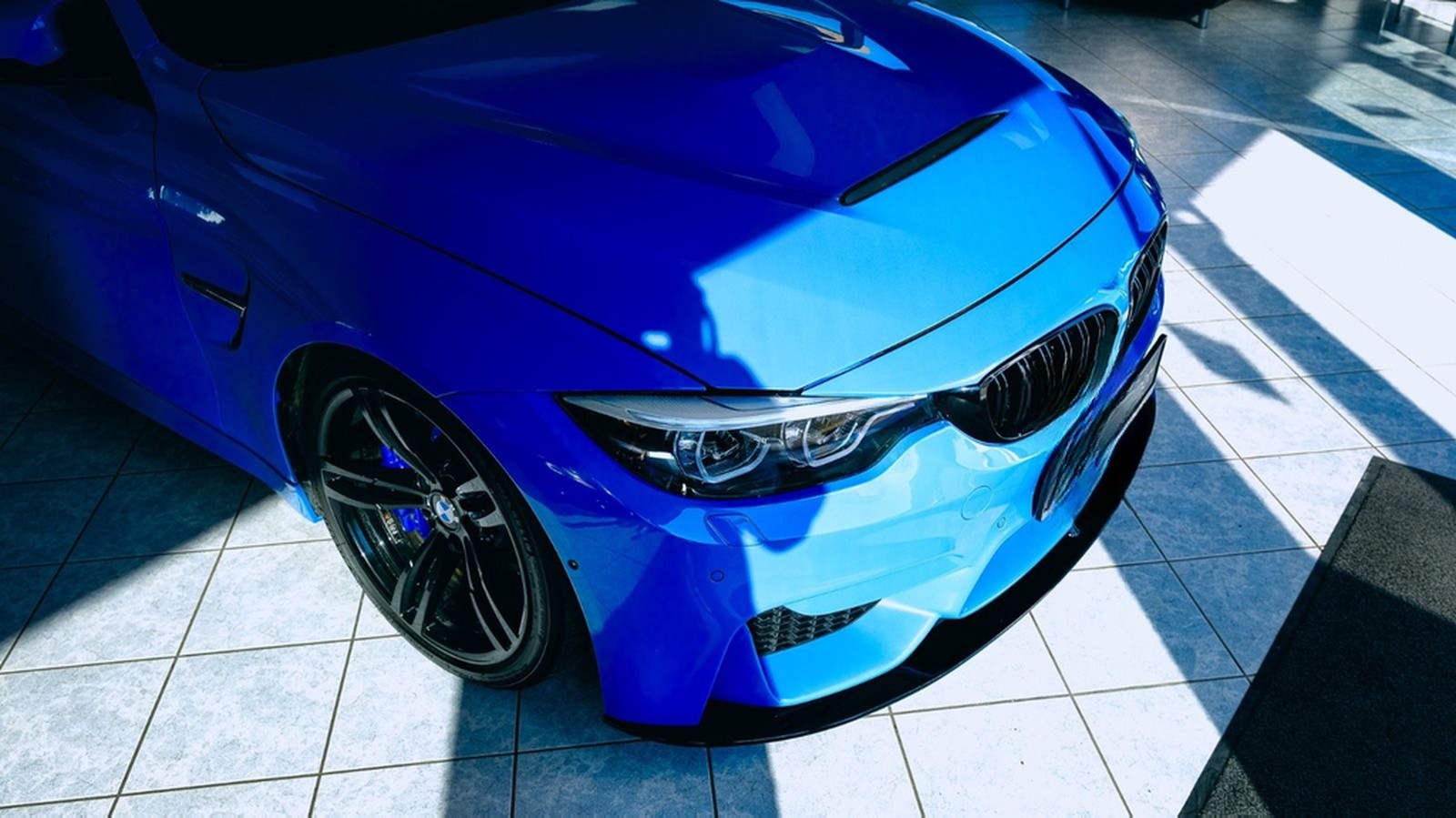 BMW M4 Coupe M.Perf H.Kardon LCi LED H.Kardon oLED foto 3