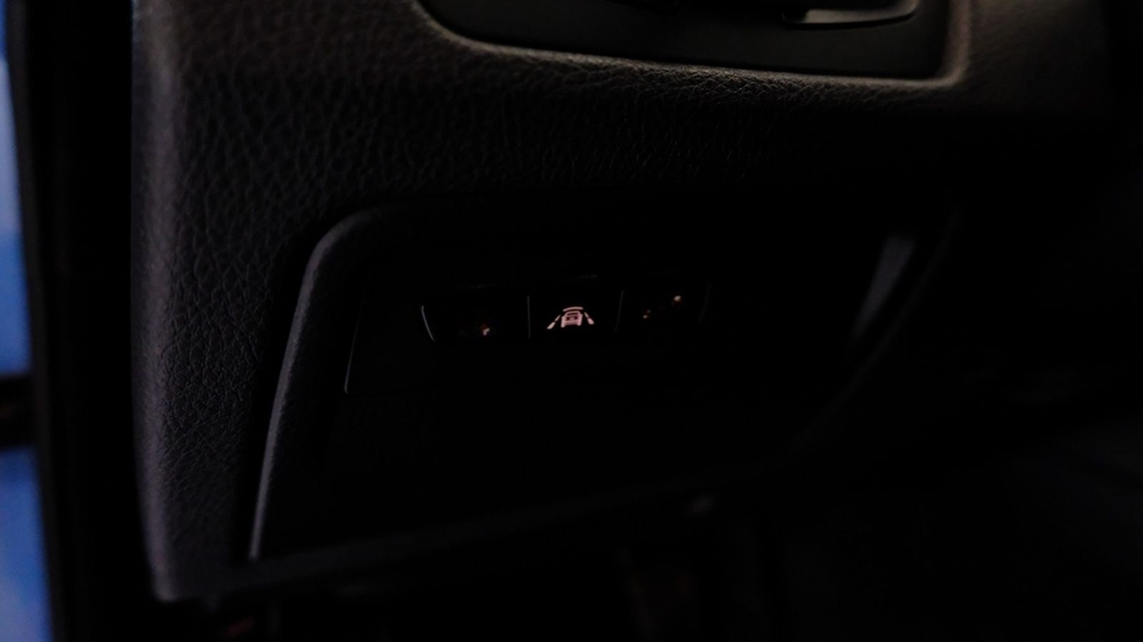 BMW M4 Coupe M.Perf H.Kardon LCi LED H.Kardon oLED foto 25