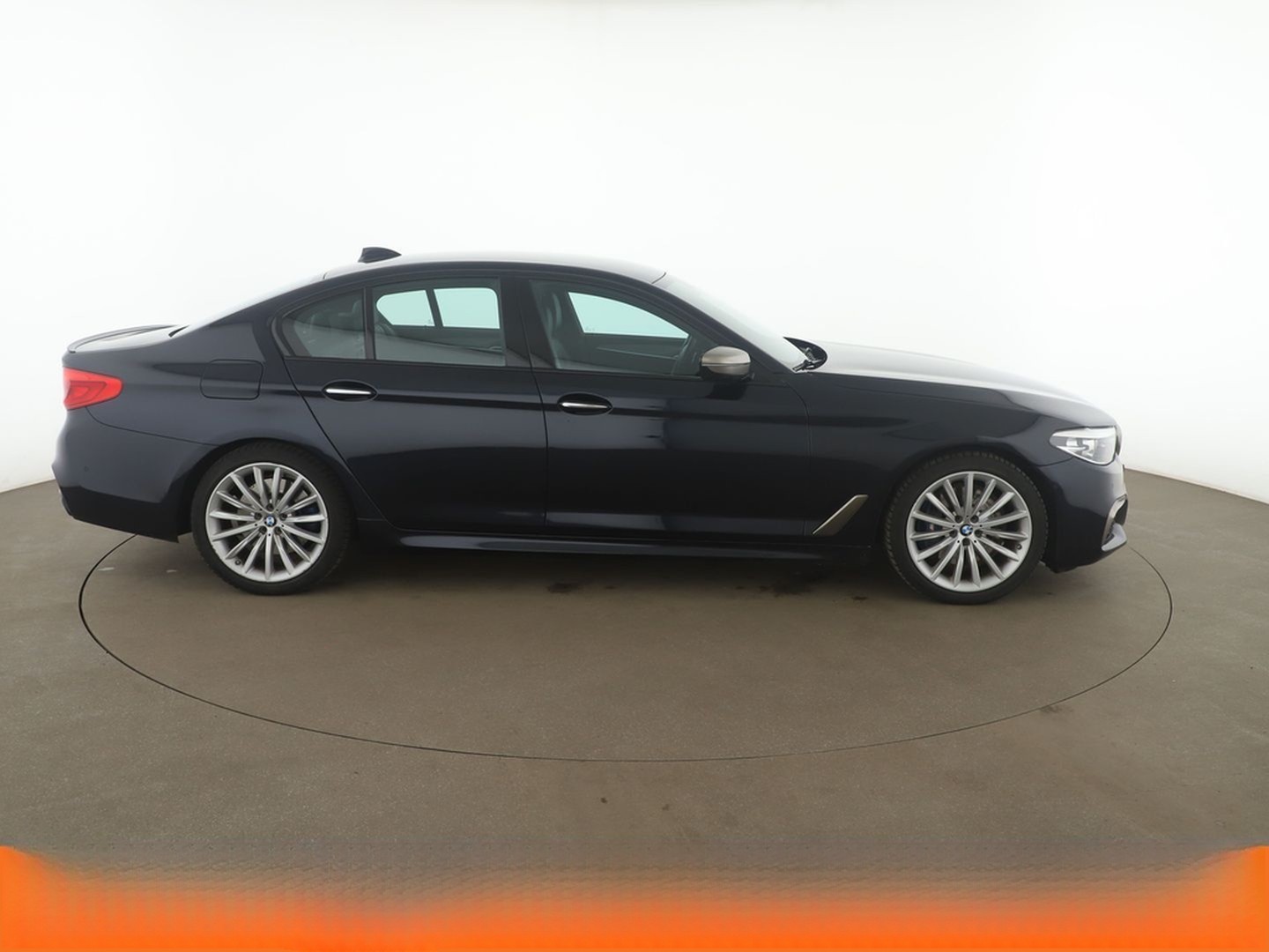 BMW 5er M550d xDrive Aut.*NAVI*CAM*SHZ*TEMPO* foto 7