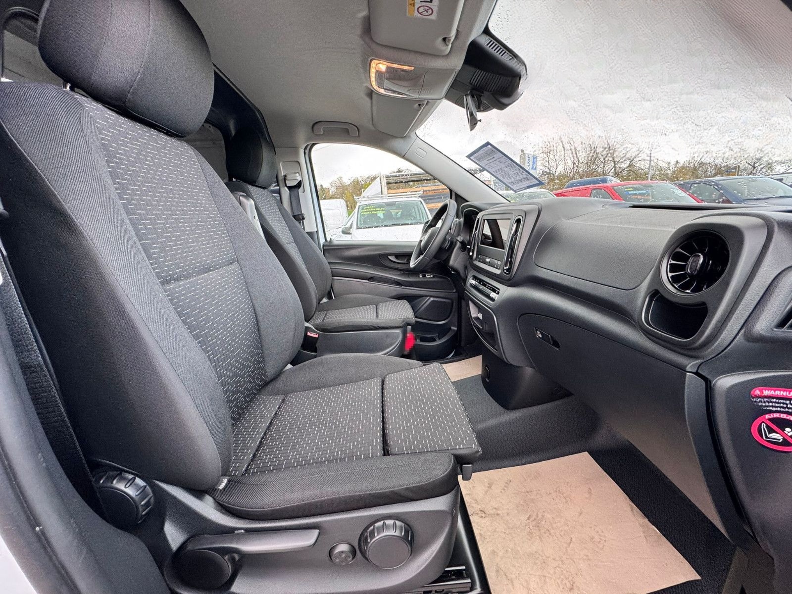 Mercedes-Benz Vito 114 BT Kasten kompakt MOPF NAVI RFK SHZ foto 13