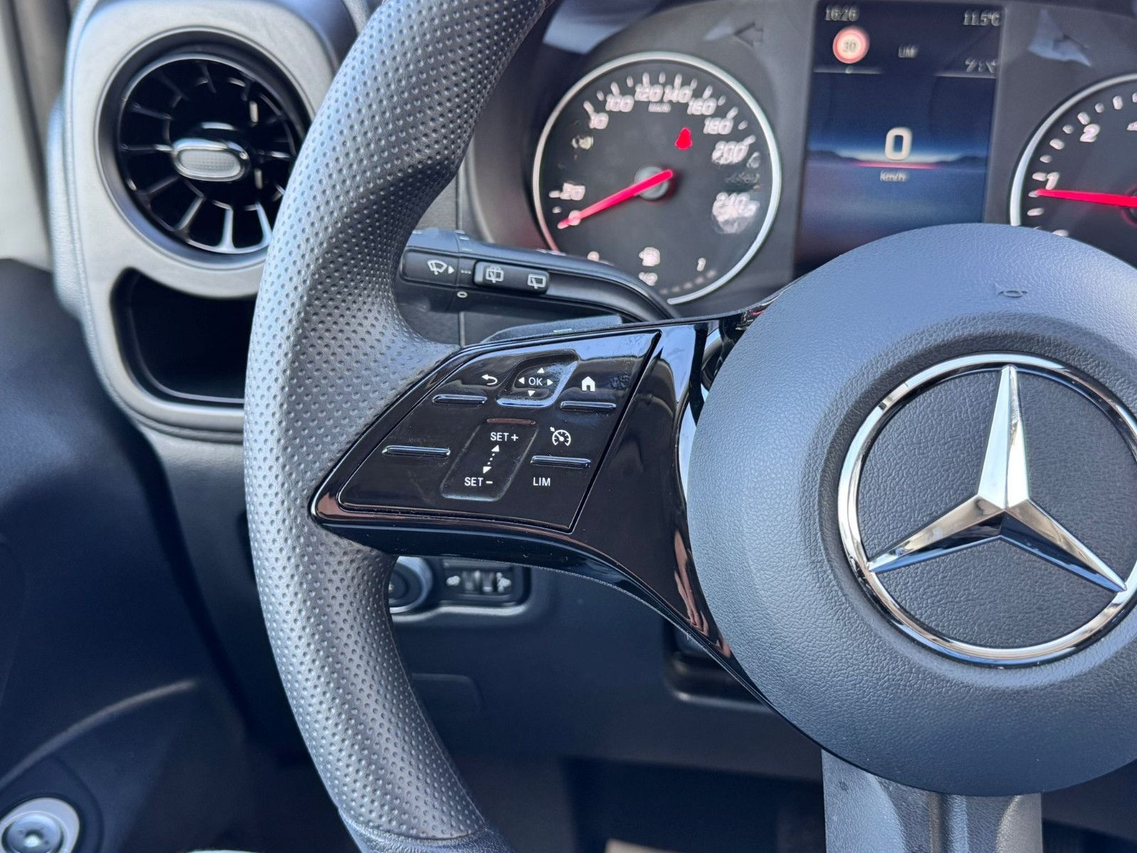 Mercedes-Benz Vito 114 BT Kasten kompakt MOPF NAVI RFK SHZ foto 16