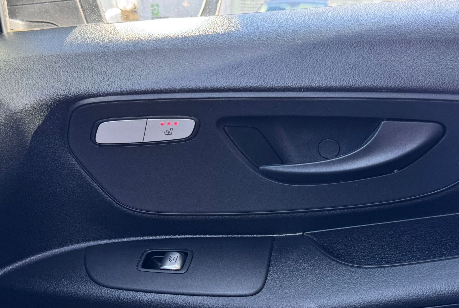 Mercedes-Benz Vito 114 BT Kasten kompakt MOPF NAVI RFK SHZ foto 21
