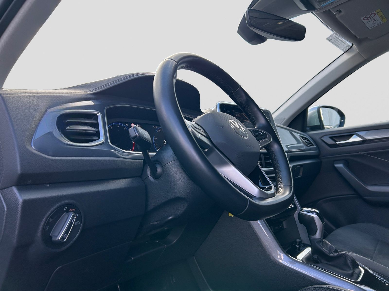 Volkswagen T-Roc 1.5TSI DSG Style ACC AHK LED+ Navi PDC SHZ foto 13