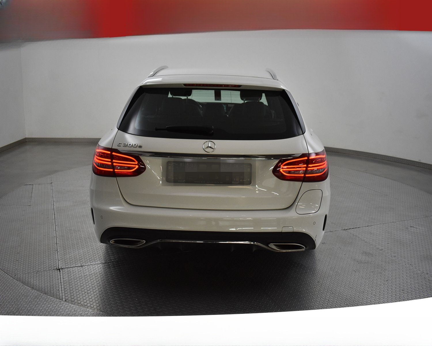 Mercedes-Benz C300e T 2X AMG Line WIDESC+ALCANT+LED+STDHZ+ACC+ foto 6