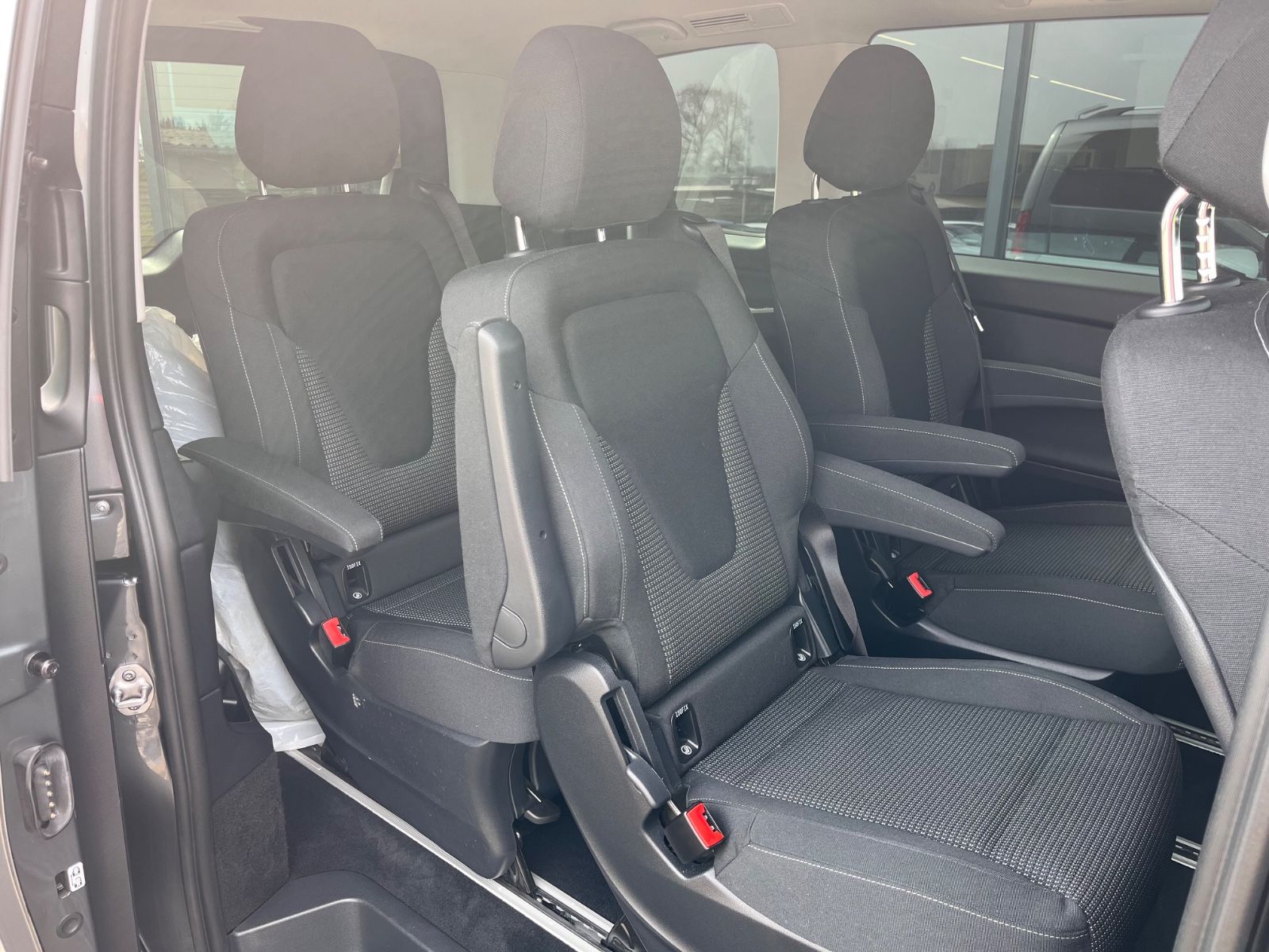 Mercedes-Benz V 300 NAVI+AHK+SHZ+LED+TOTW+WR foto 8